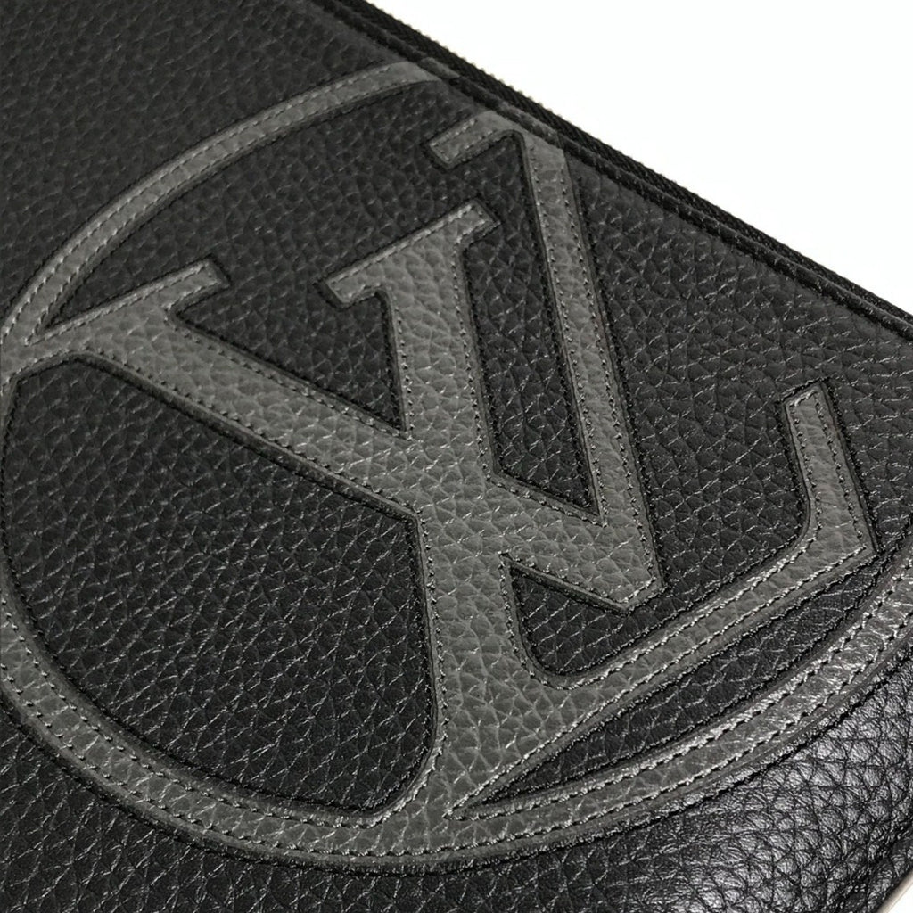 Louis Vuitton Black Noir Leather Clutch Bag Pochette