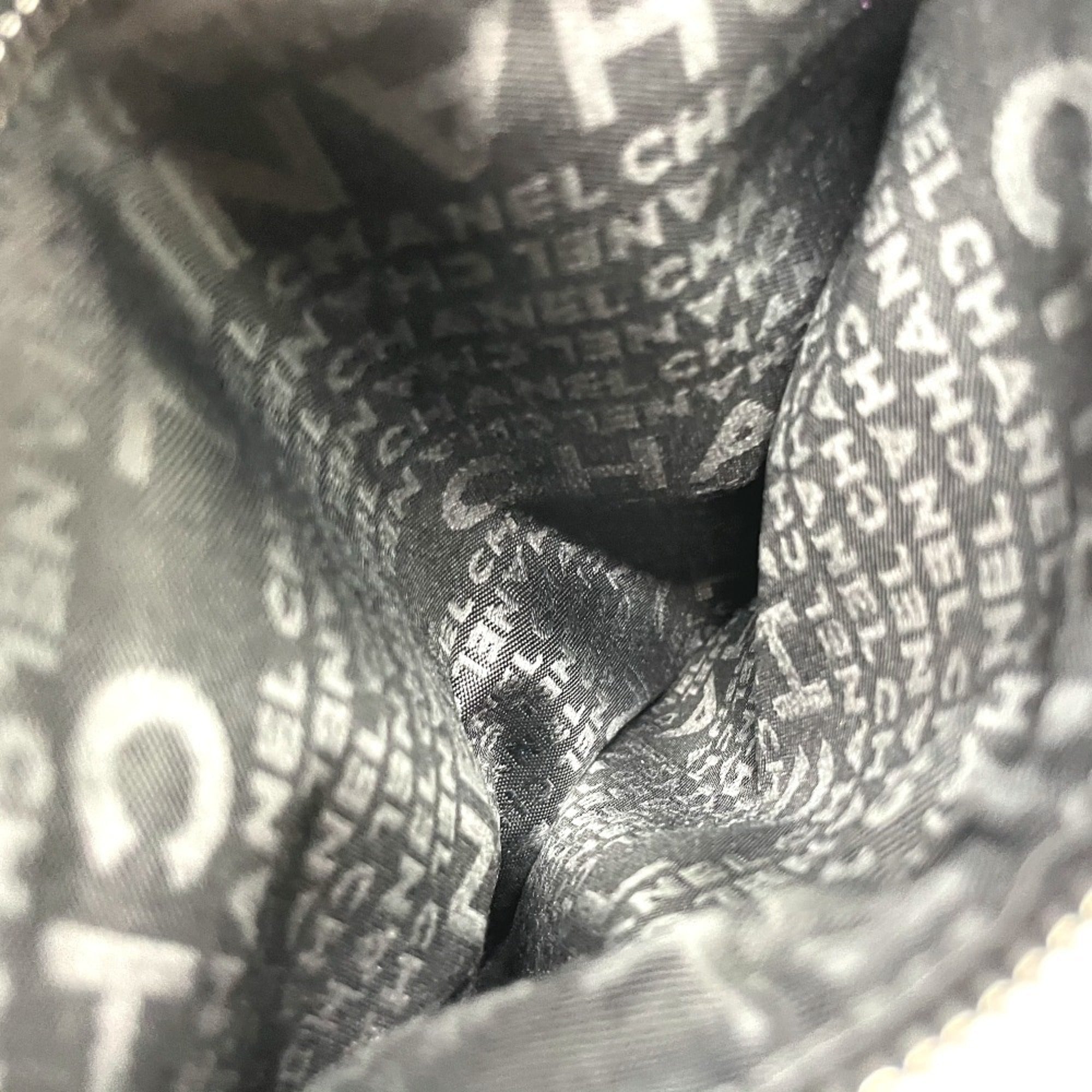 Chanel Gray Tweed Shoulder Bag