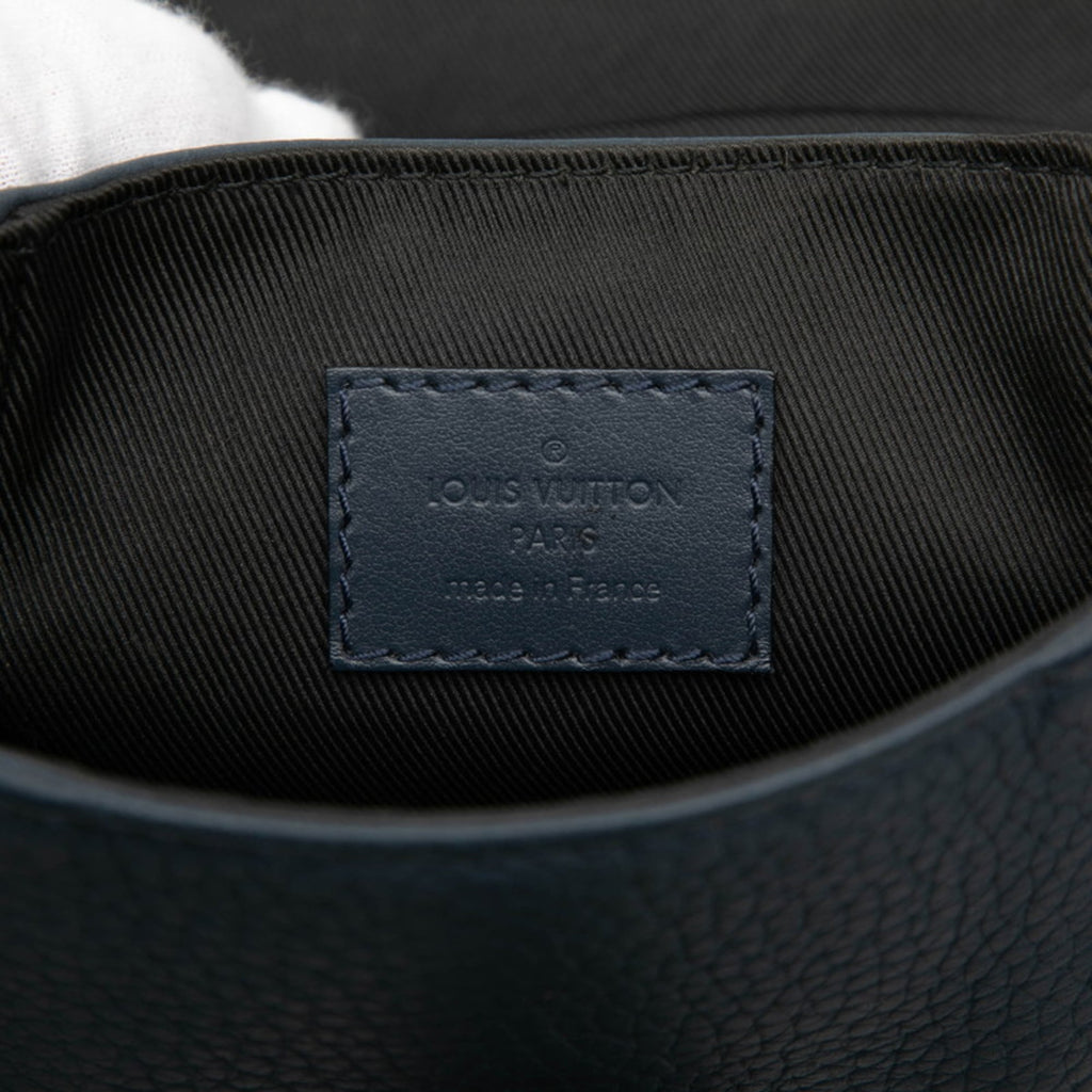 Louis Vuitton Navy Leather Shoulder Bag Sling Bag