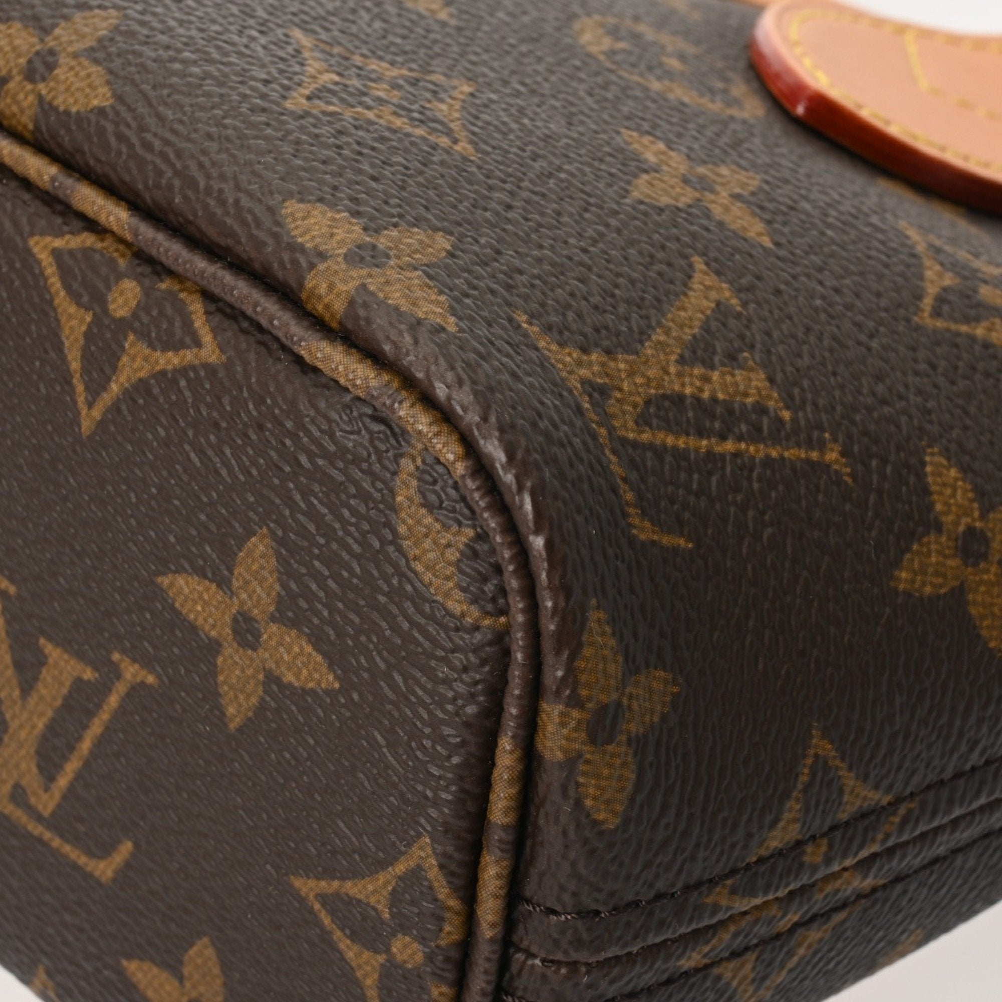 Louis Vuitton Beige Monogram Monogram Handbag Pouch