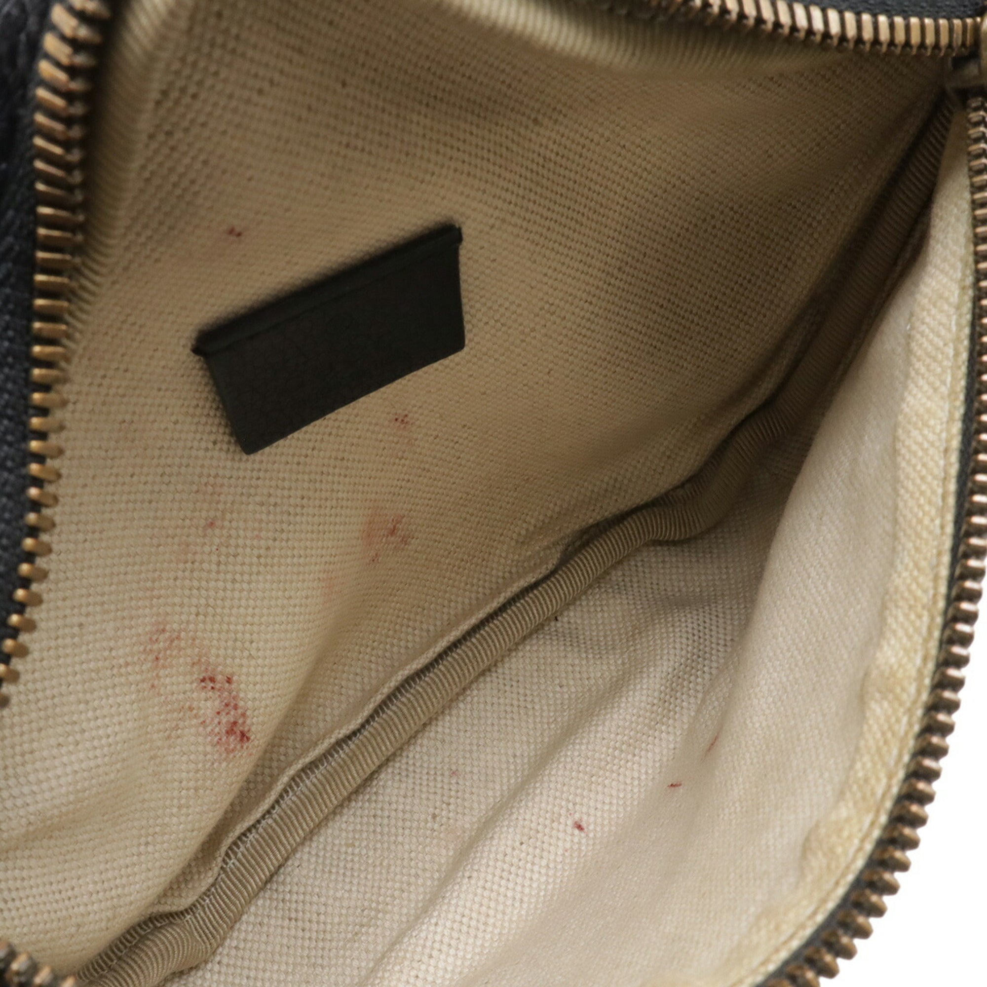 Gucci Black Leather Sling Bag (Pre-Owned)