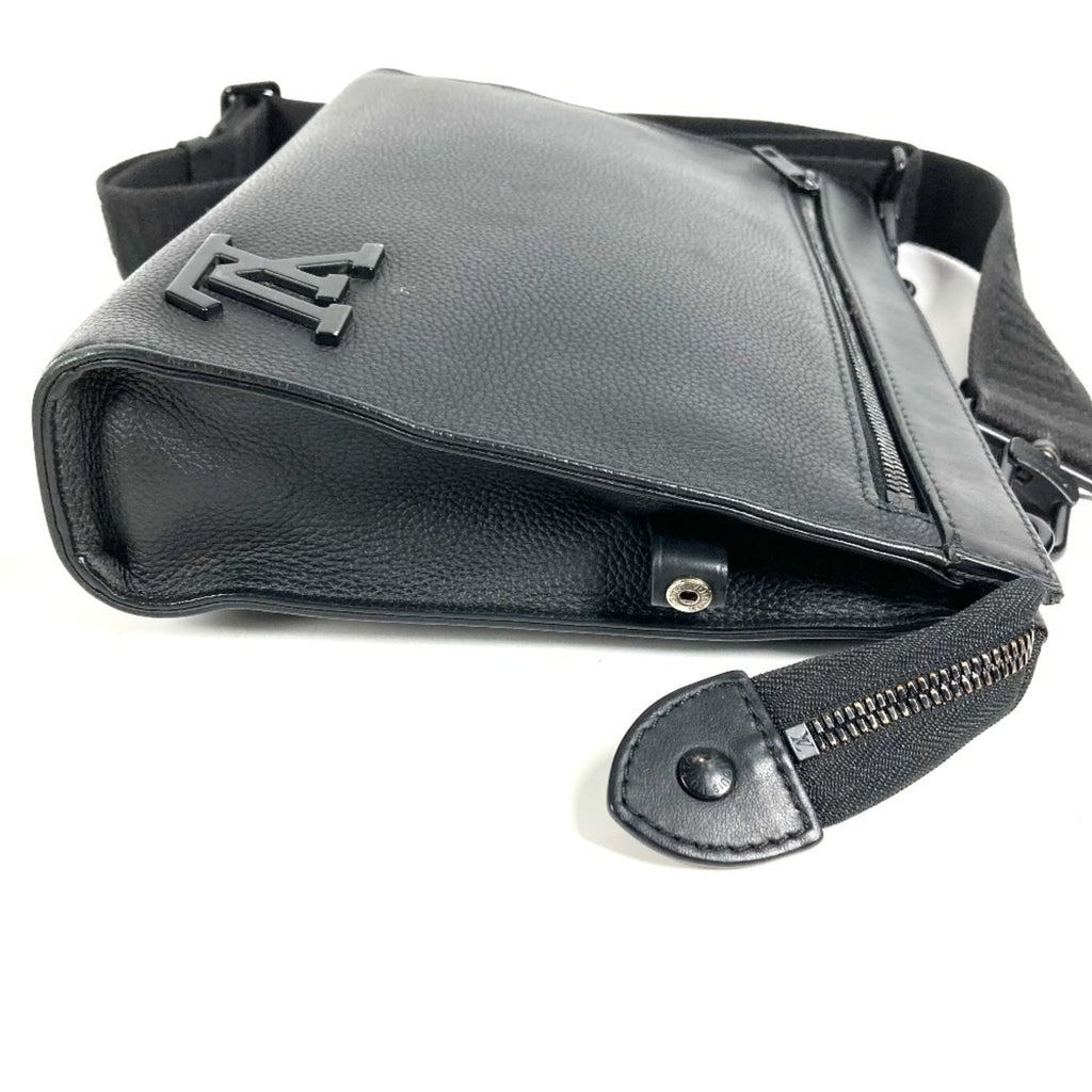 Louis Vuitton Black Leather Clutch Bag Pochette Shoulder Bag