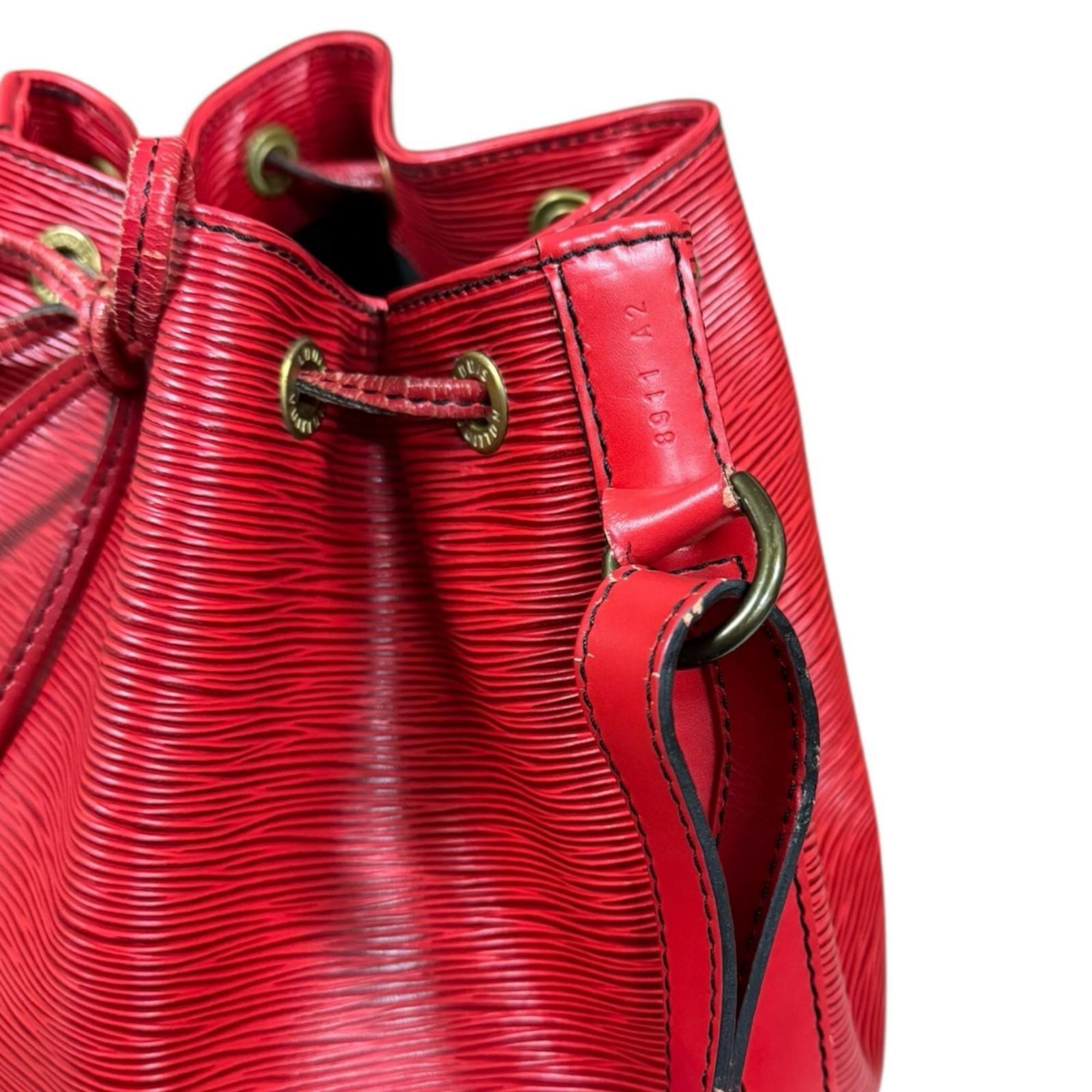 Louis Vuitton Castilian Red Red Color Epi Leather Shoulder Bag