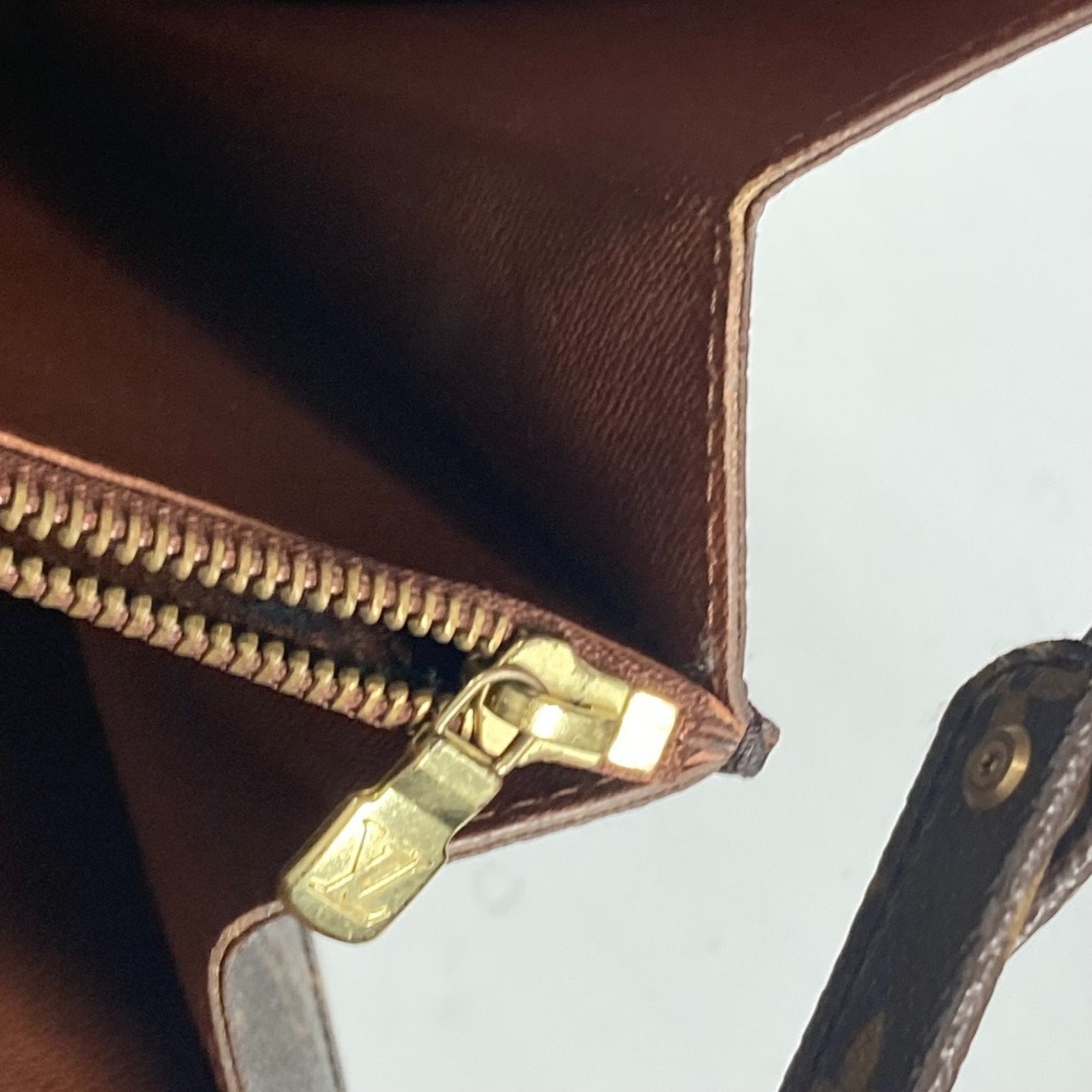 Louis Vuitton Brown Monogram Monogram Briefcase