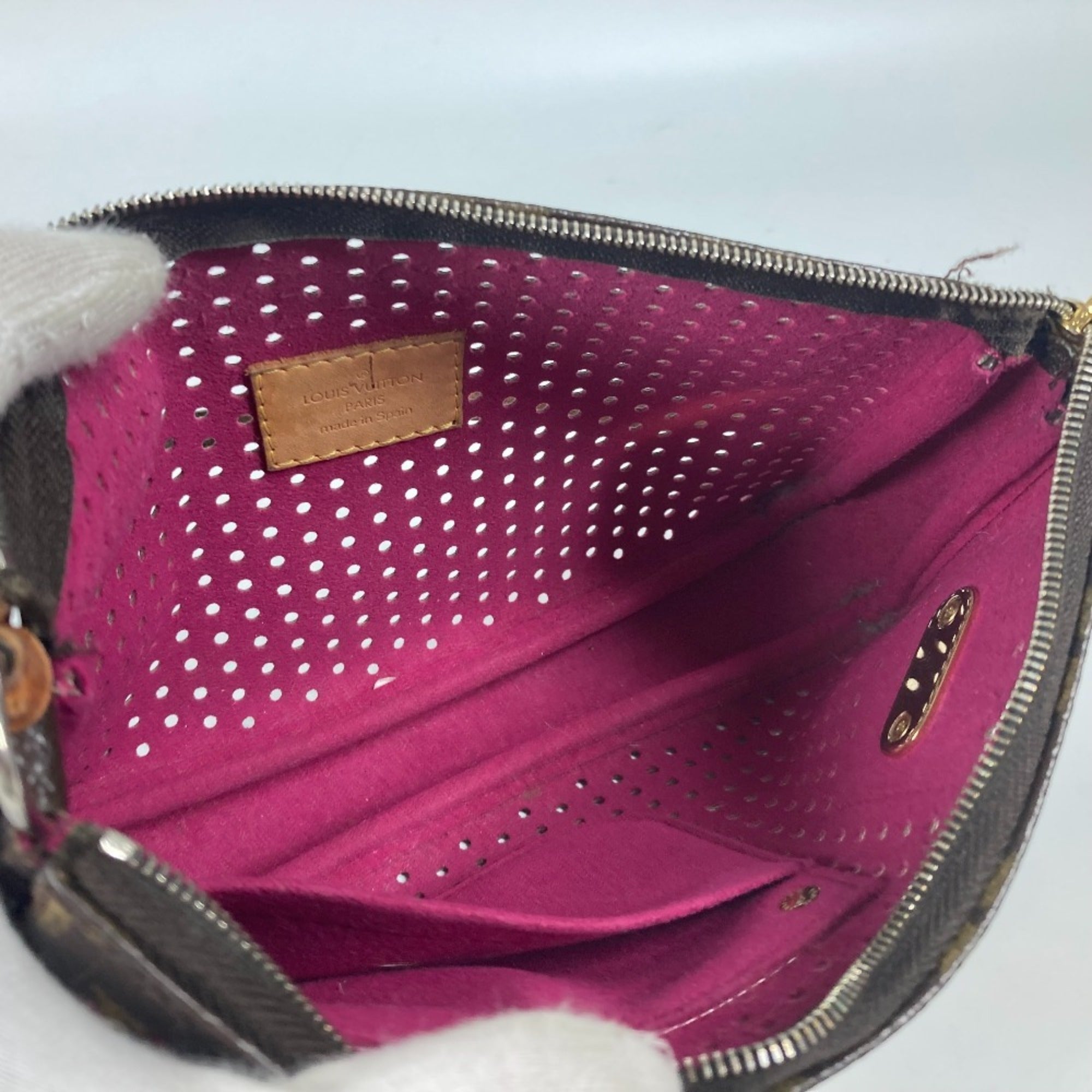 Louis Vuitton Fuchsia Pink Monogram Pochette Pouch Shoulder Bag
