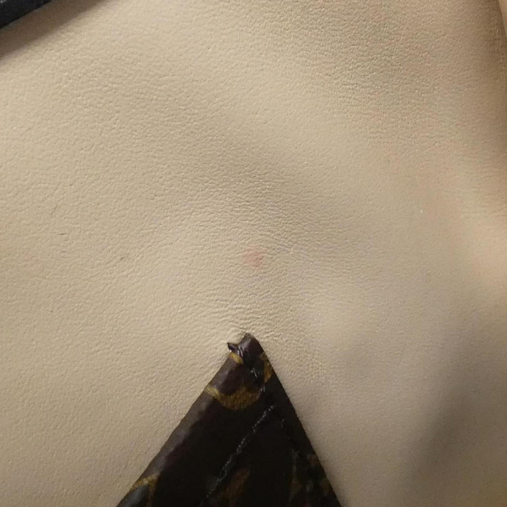 Louis Vuitton Marron Coated Canvas Shoulder Bag