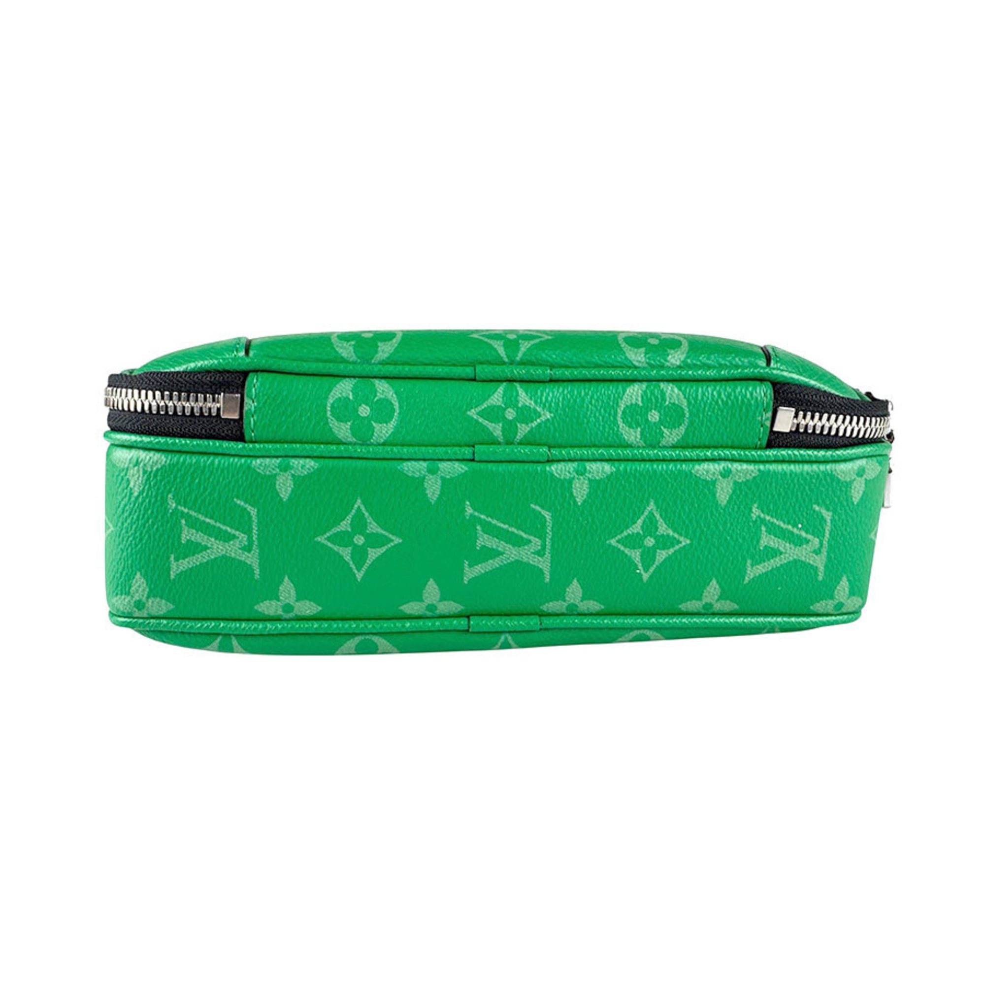 Louis Vuitton Vert Taigarama Shoulder Bag