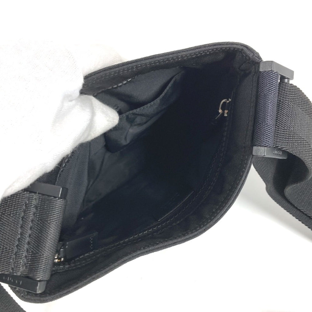 Gucci Black Pochette Shoulder Bag (Pre-Owned)