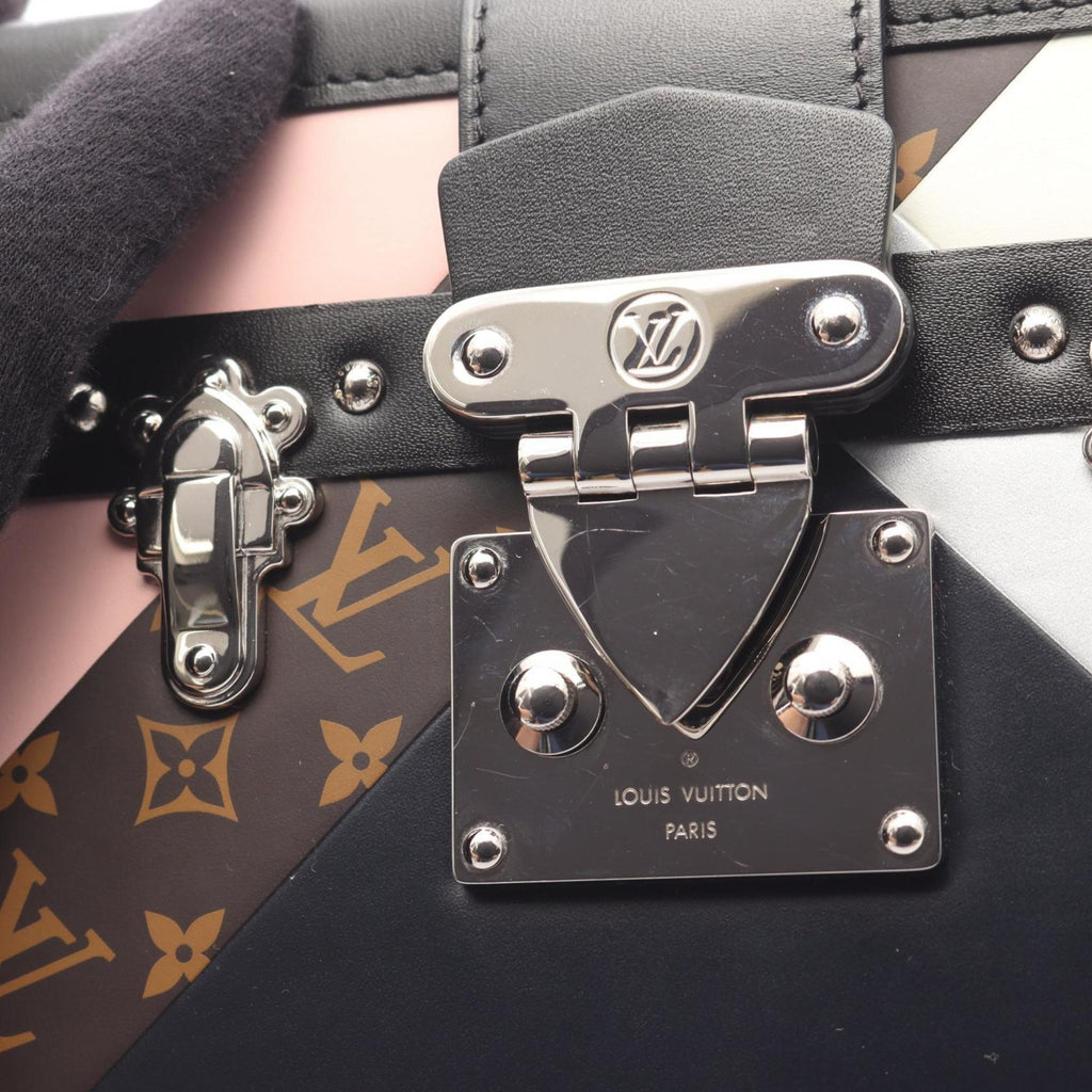 Louis Vuitton Multi-Color Pink Leather Shoulder Bag