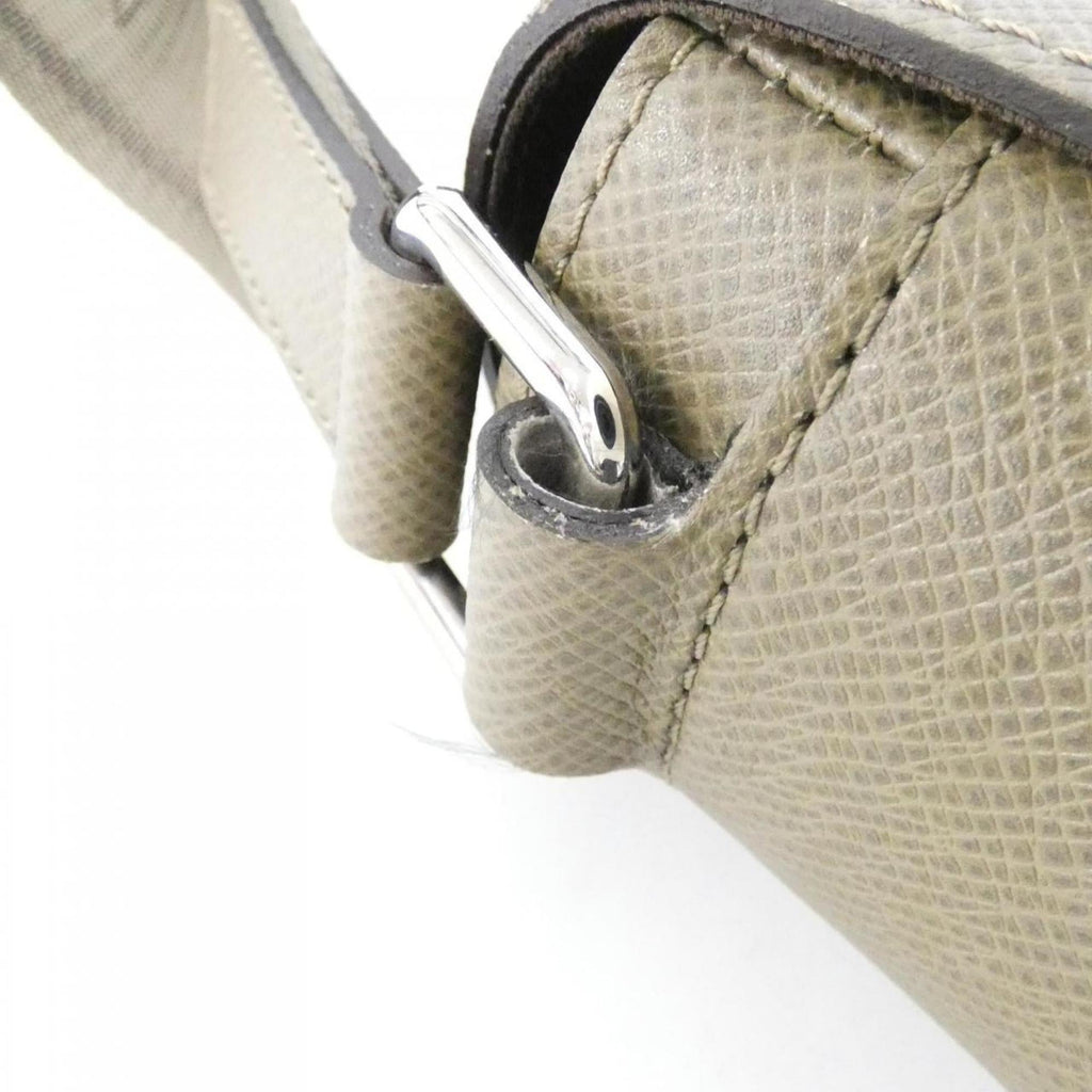 Louis Vuitton Taiga Aurore Leather Shoulder Bag