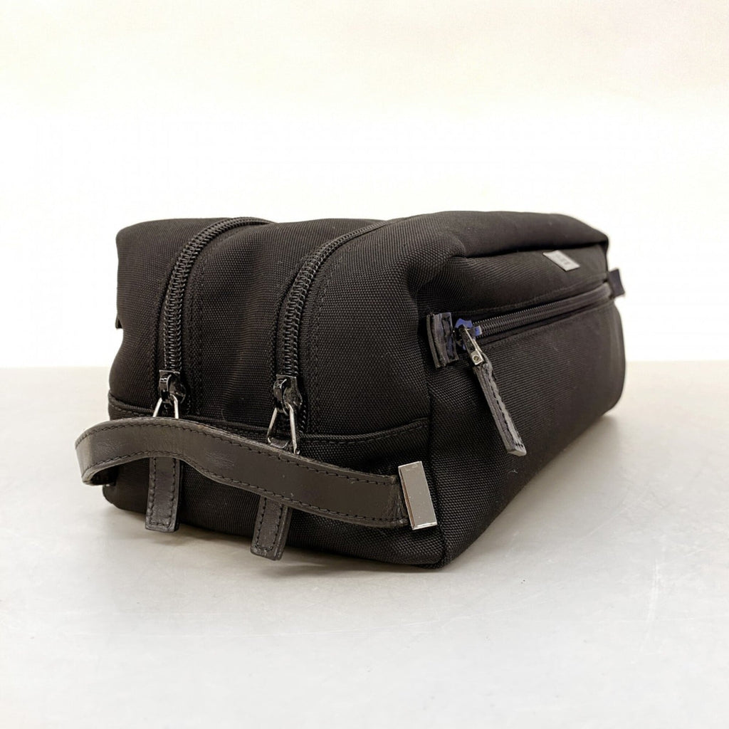 Gucci Black Nylon Pouch (Pre-Owned)