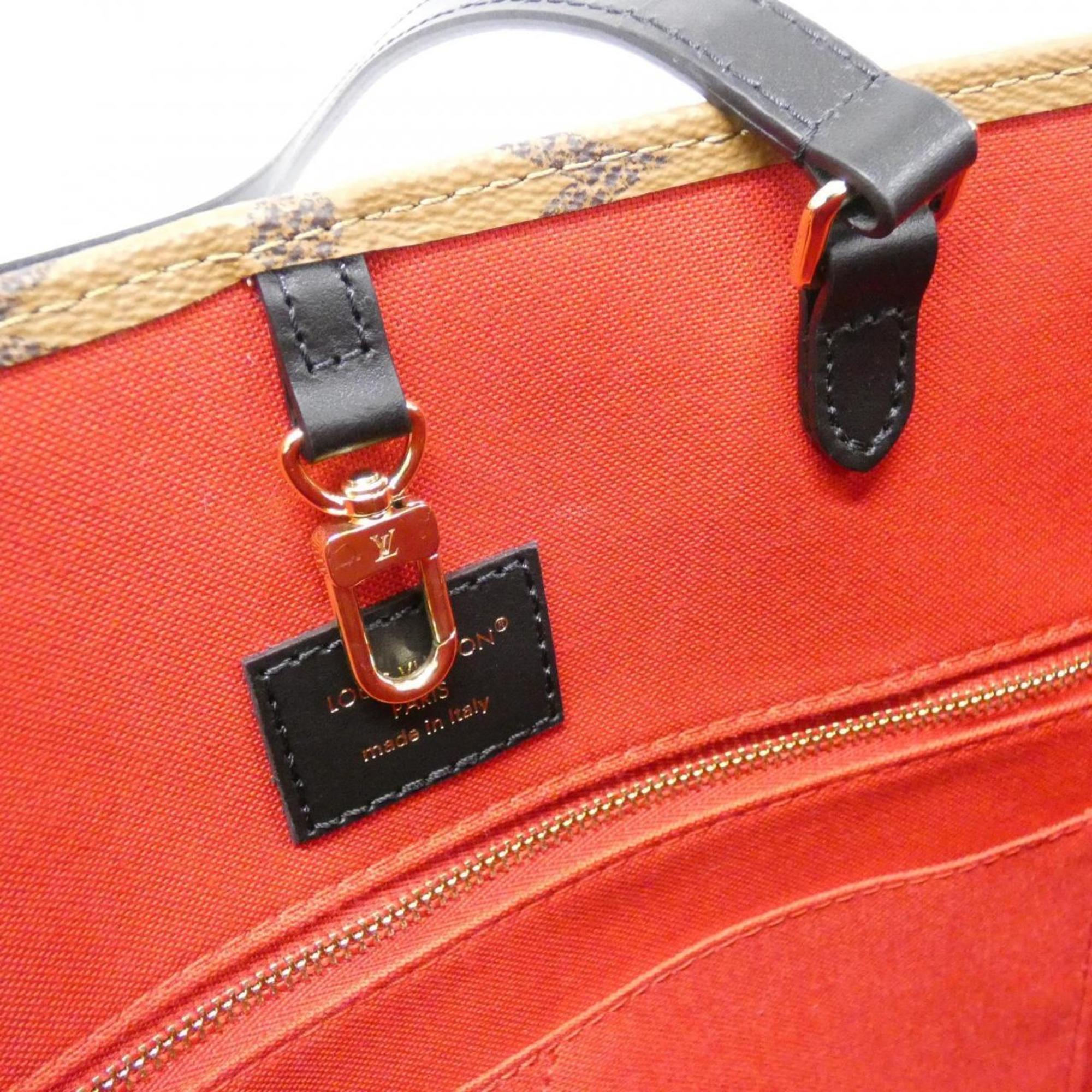 Louis Vuitton Marron Coated Canvas Handbag