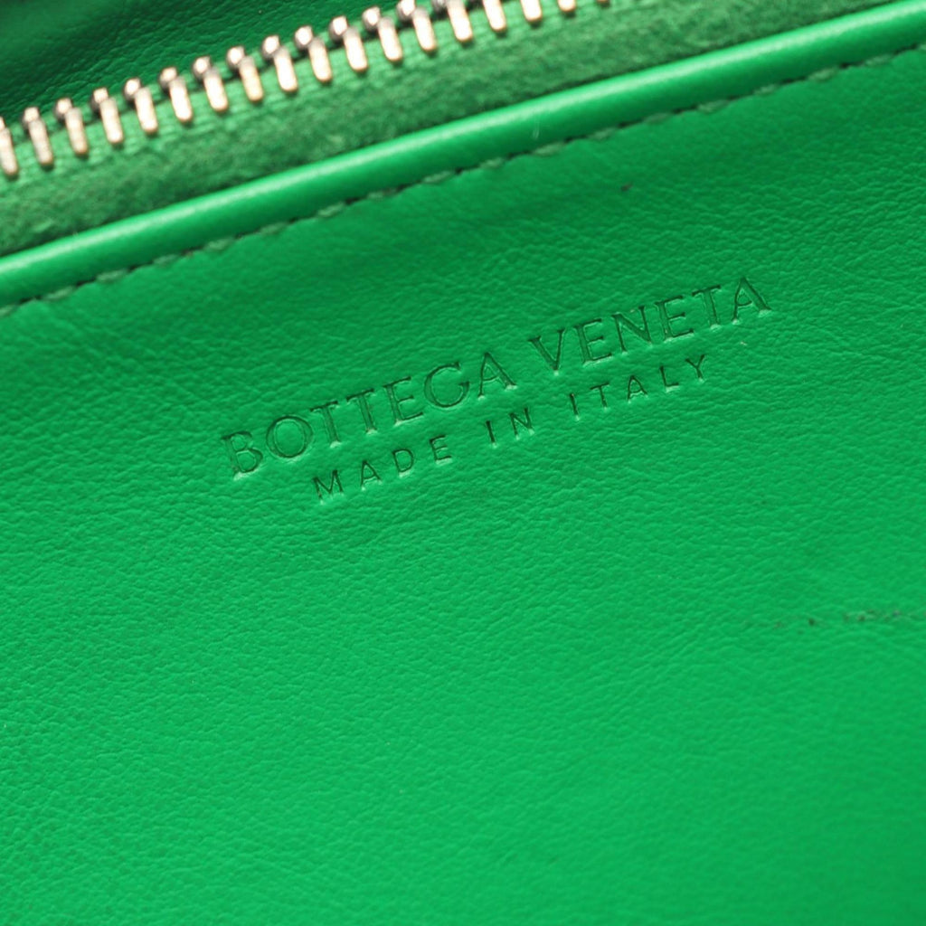 Bottega Veneta Intrecciato Green Leather Long Wallet