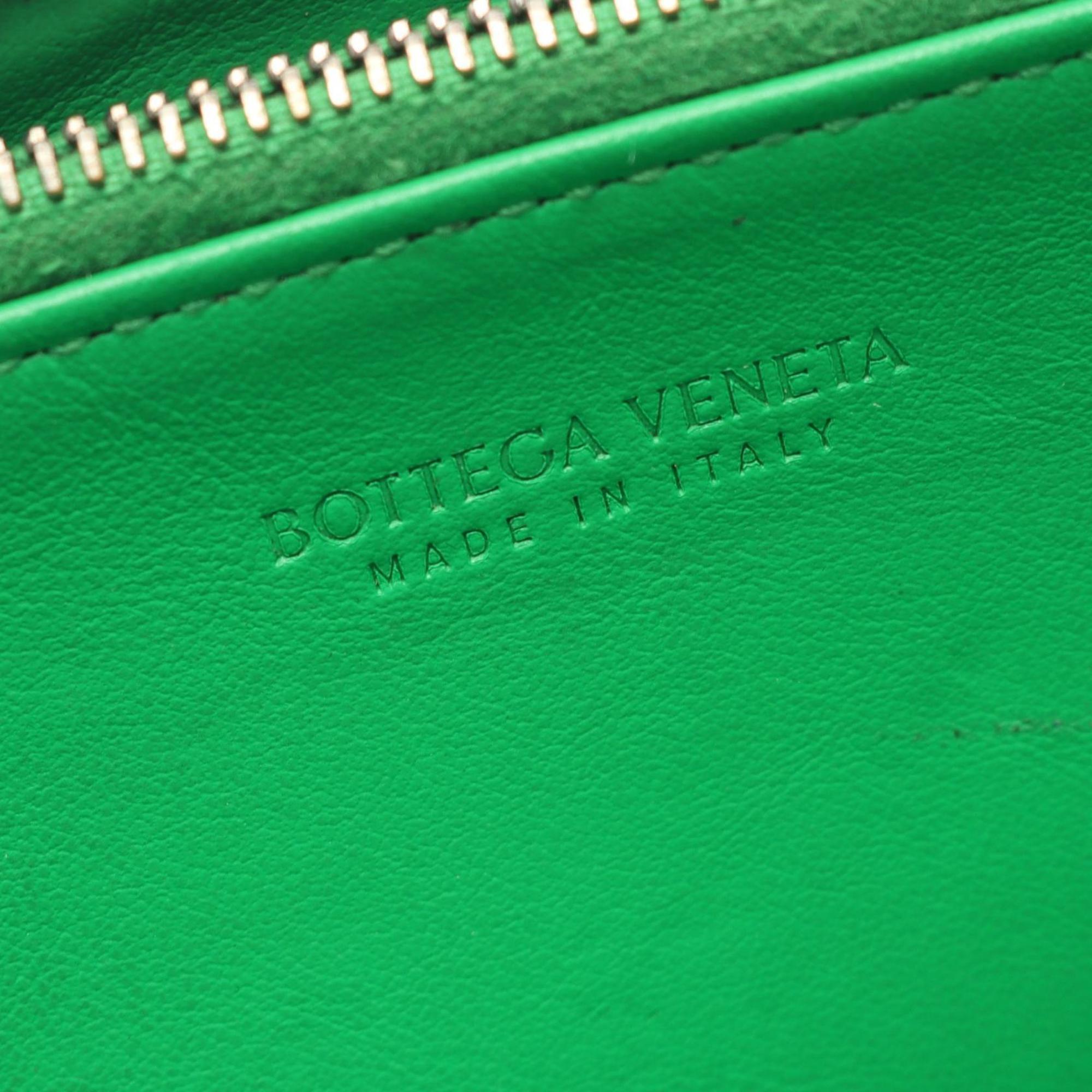 Bottega Veneta Intrecciato Green Leather Long Wallet
