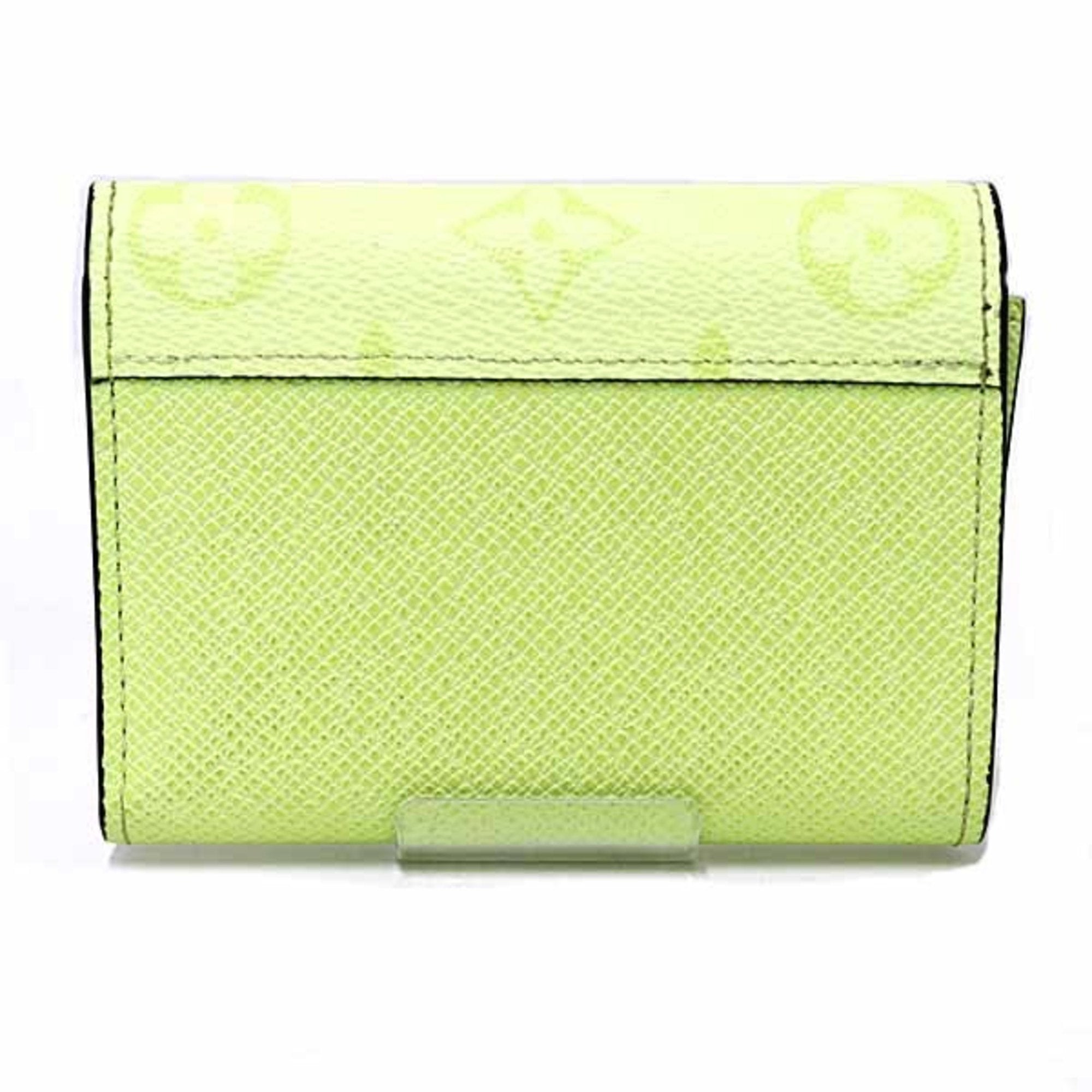 Louis Vuitton Taiga Lemon Yellow Taiga Leather Leather Wallet (Tri-Fold)