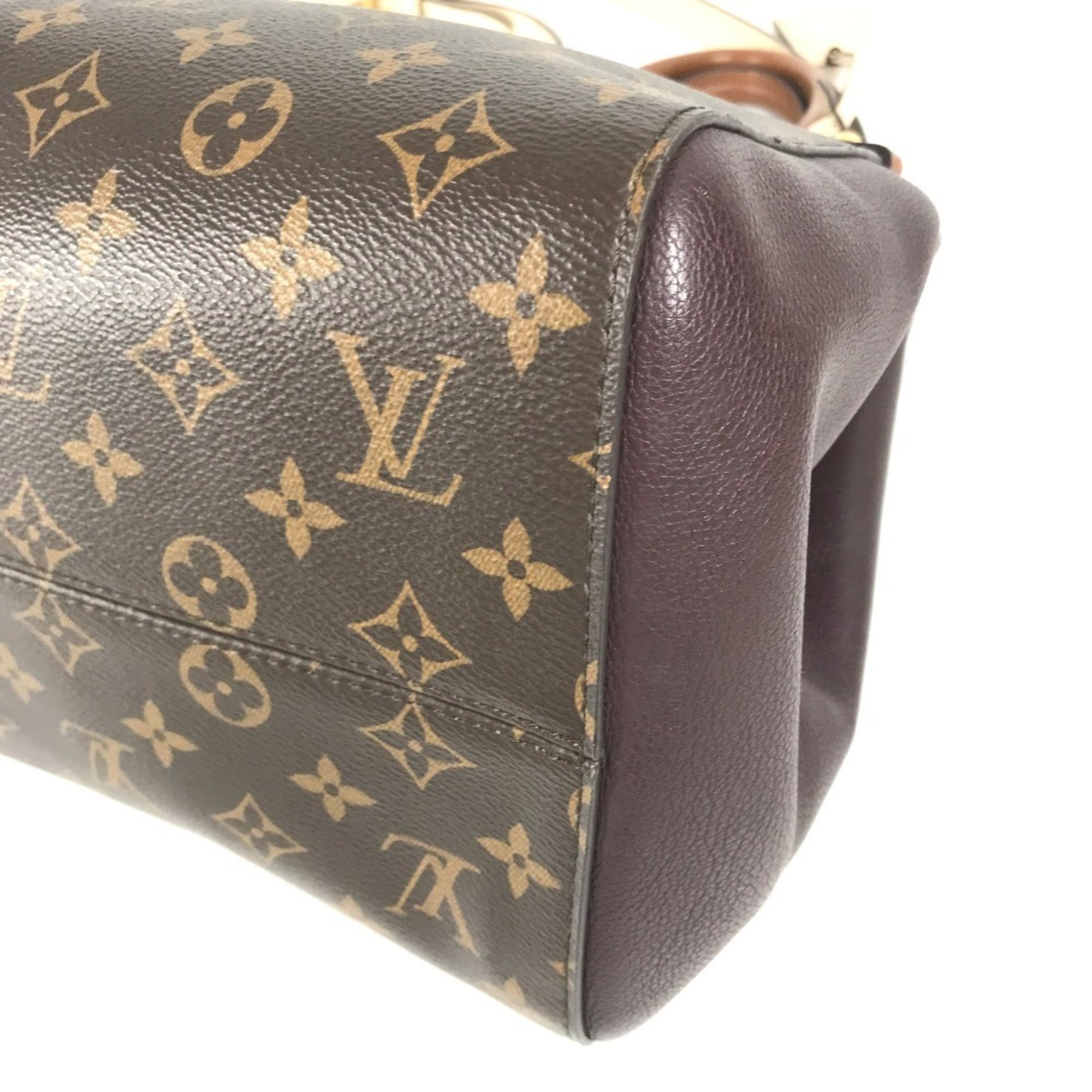 Louis Vuitton Brown Monogram Monogram Handbag Shoulder Bag