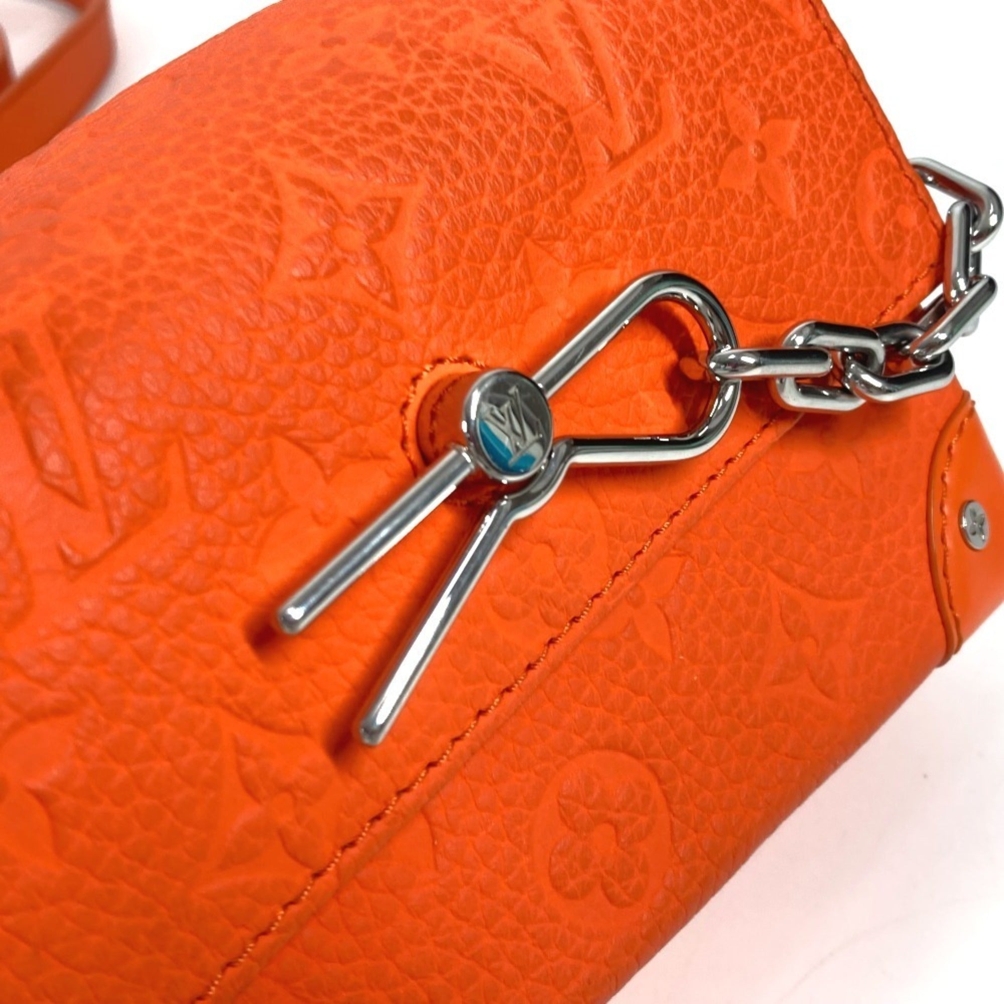 Louis Vuitton Orange Leather Pochette Shoulder Bag