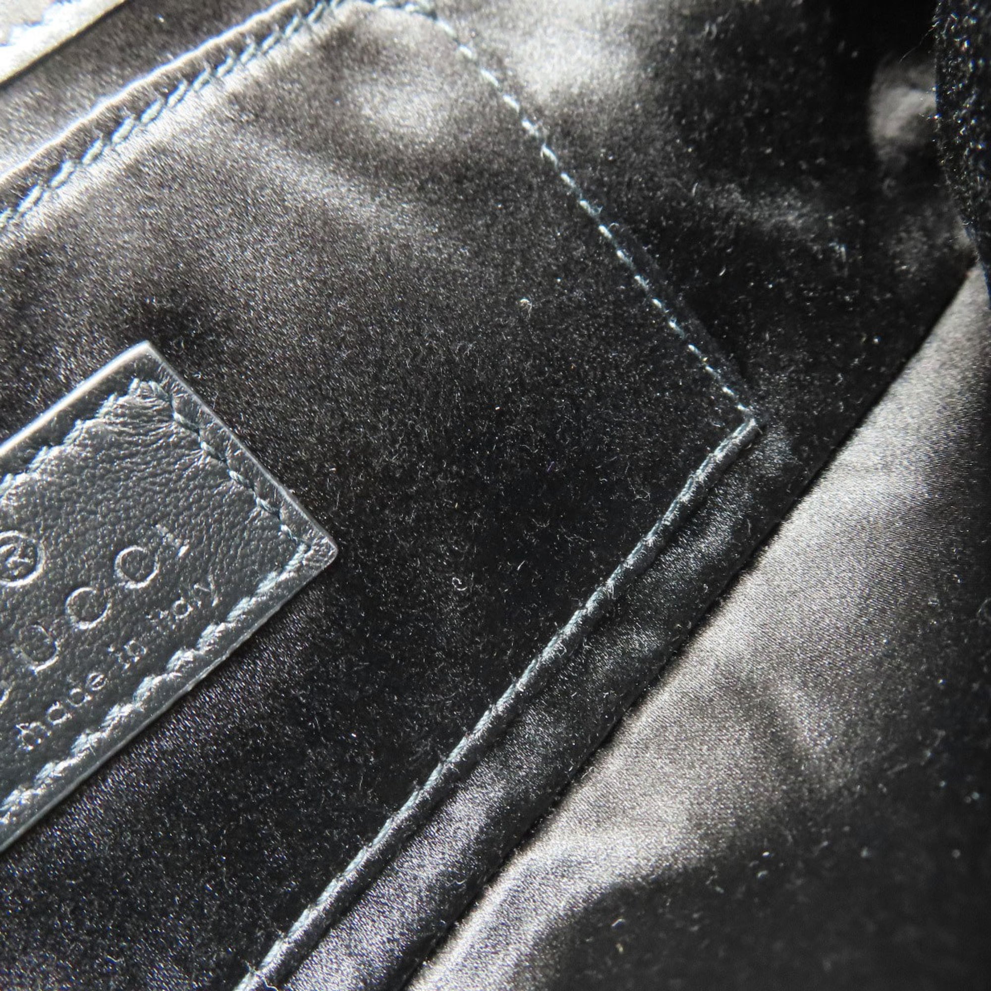 Gucci Horsebit Black Leather Handbag (Pre-Owned)
