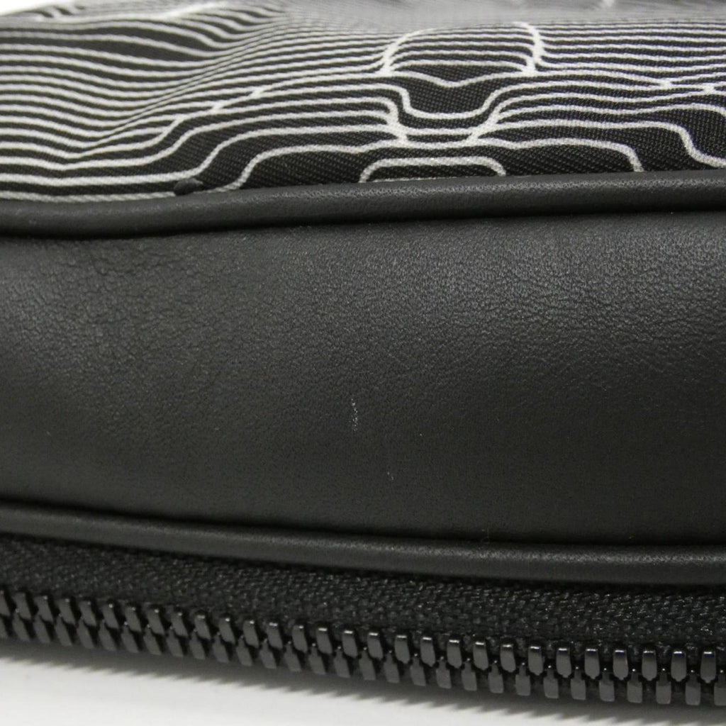 Louis Vuitton Black Nylon Leather Shoulder Bag