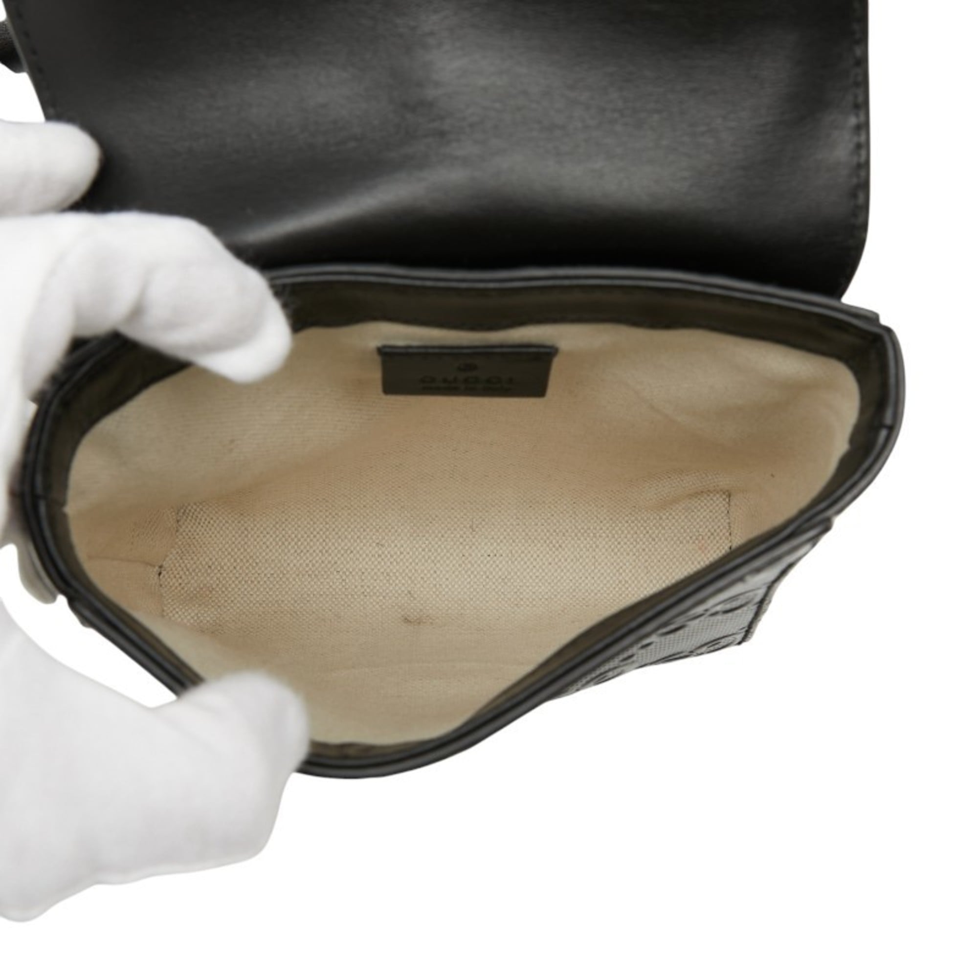 Gucci Black Leather Fanny Pack (Pre-Owned)