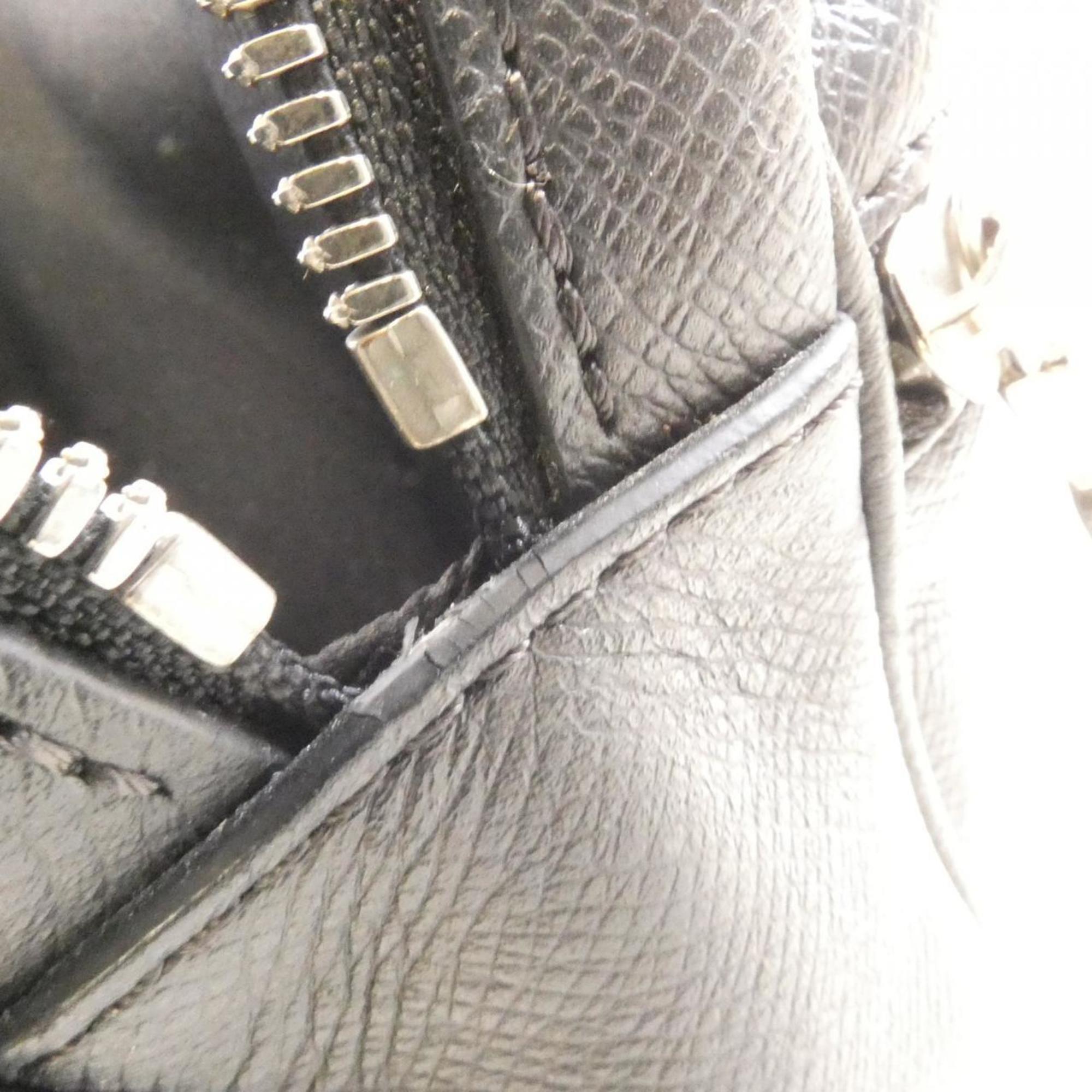 Louis Vuitton Taiga Black Taiga Leather Shoulder Bag