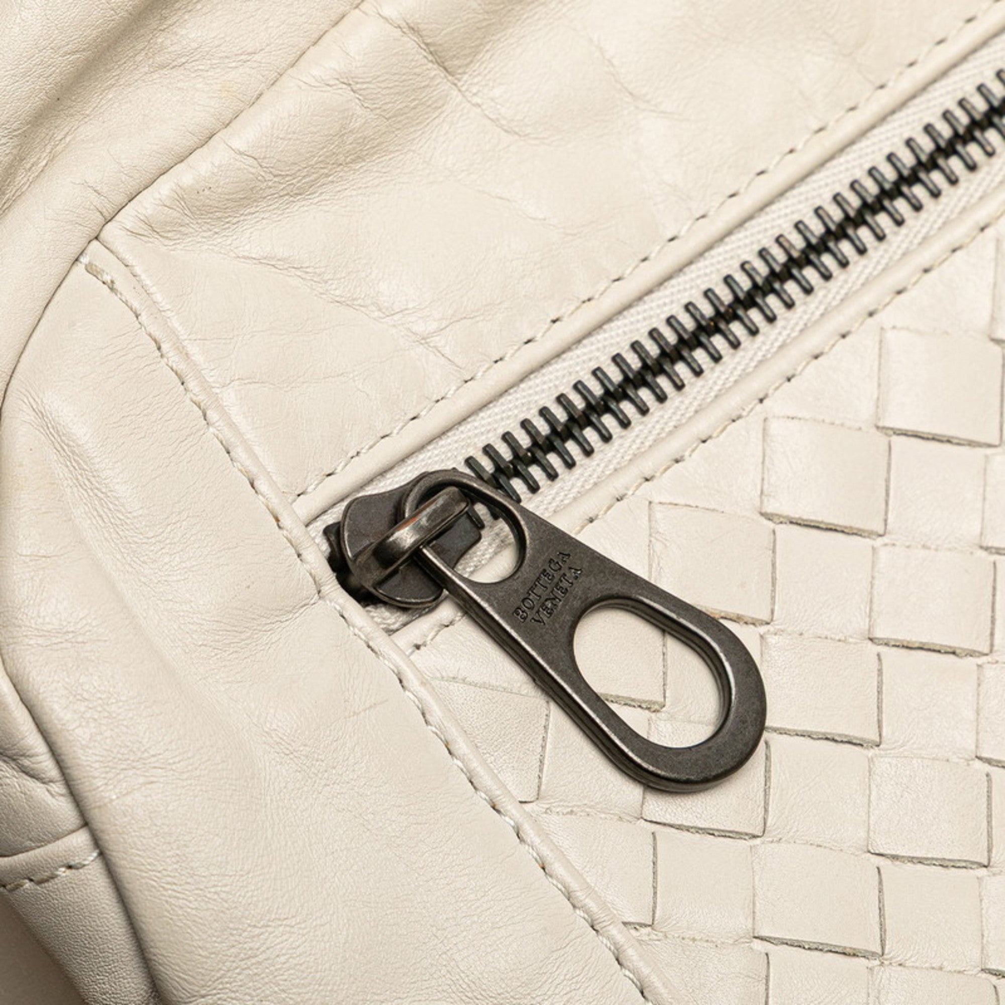 Bottega Veneta Beige White Leather Fanny Pack