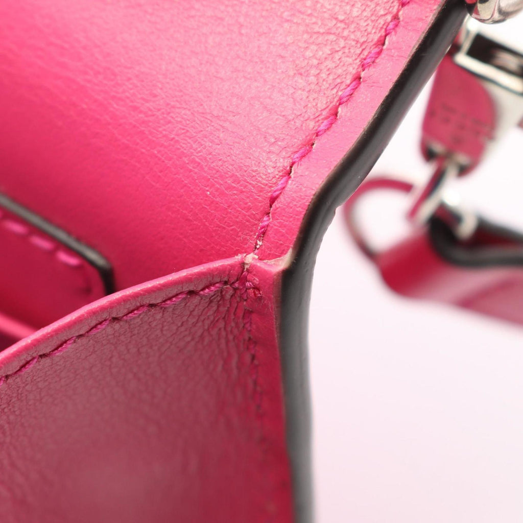 Gucci Pink Nylon Leather Shoulder Bag (Pre-Owned)
