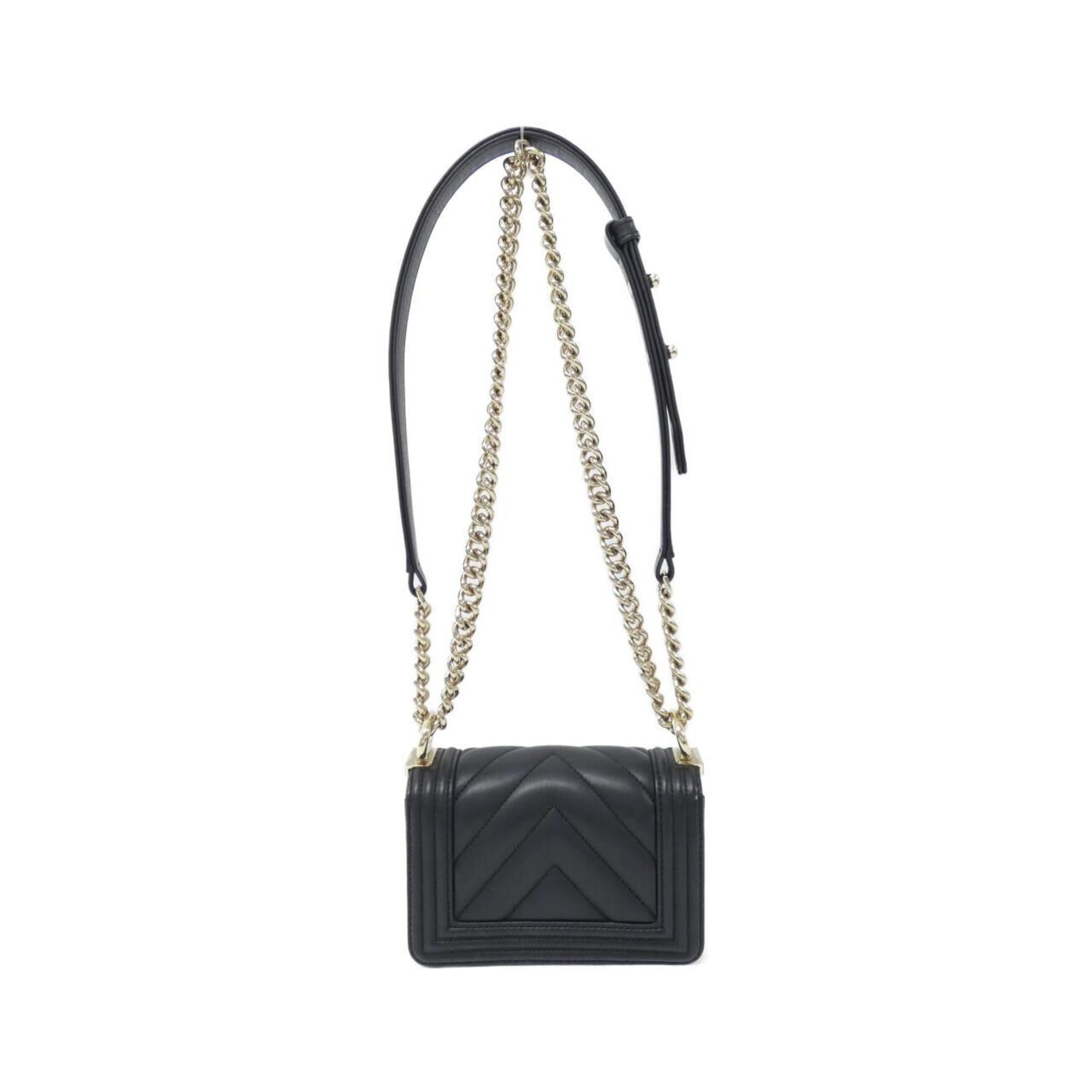 Chanel Boy Chanel Black Leather Shoulder Bag