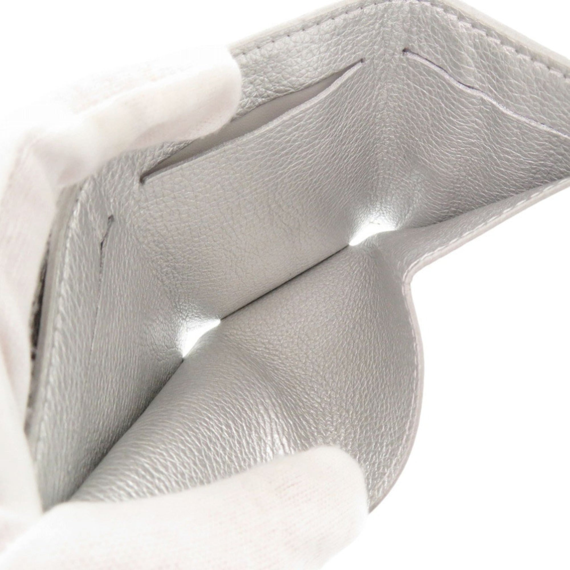 Louis Vuitton Silver Leather Wallet (Tri-Fold)