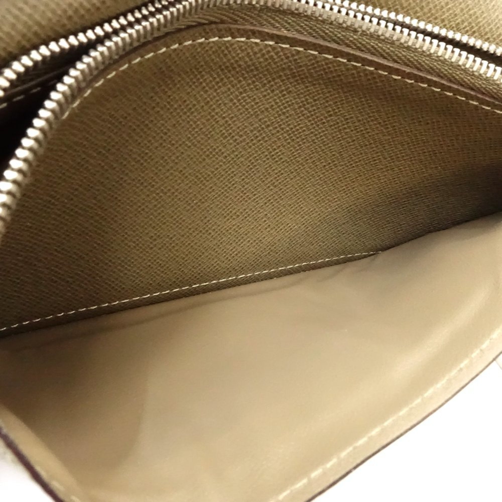 Louis Vuitton Khaki Taiga Leather Long Wallet