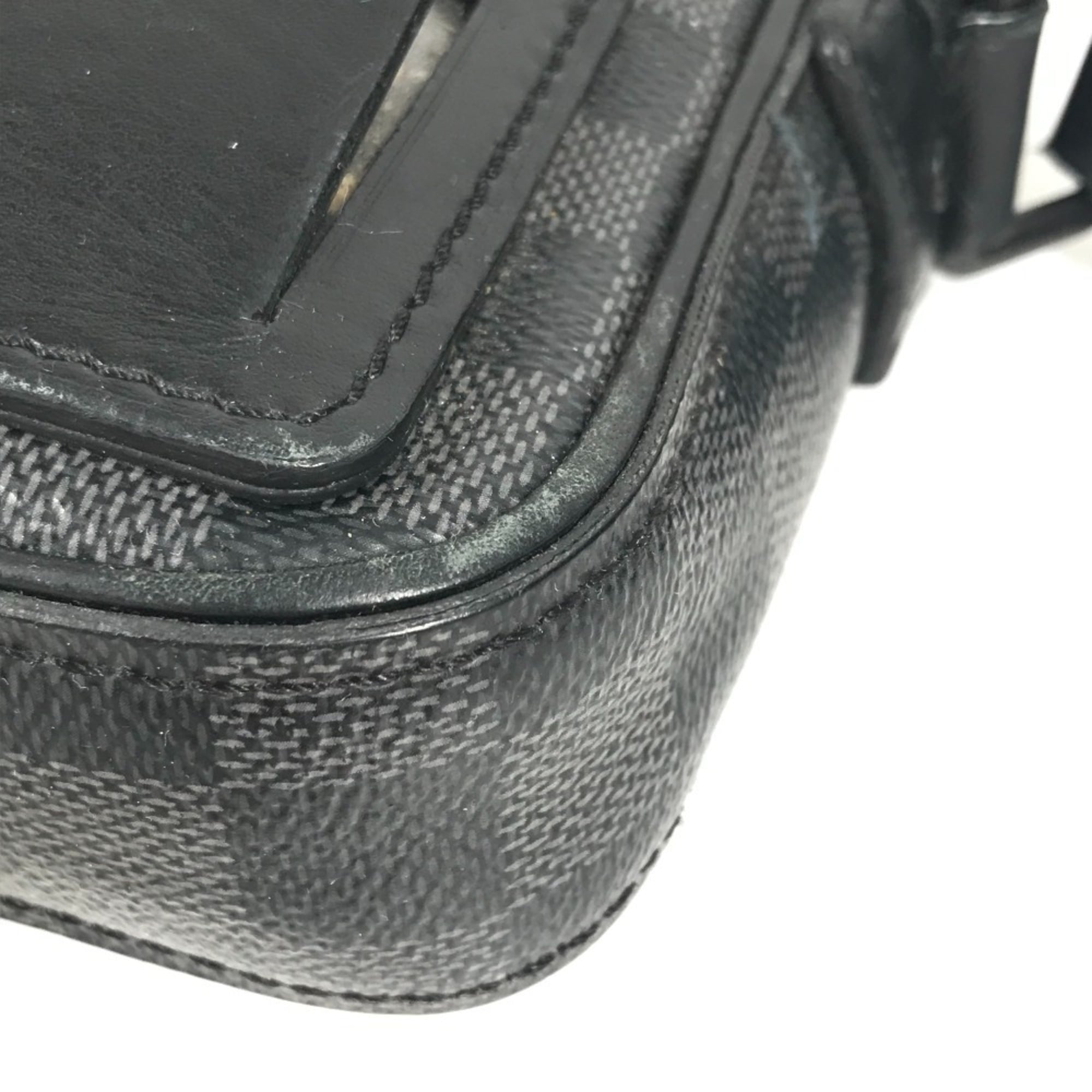 Louis Vuitton Black Damier Graphite Damier Graphite Messenger Bag Shoulder Bag