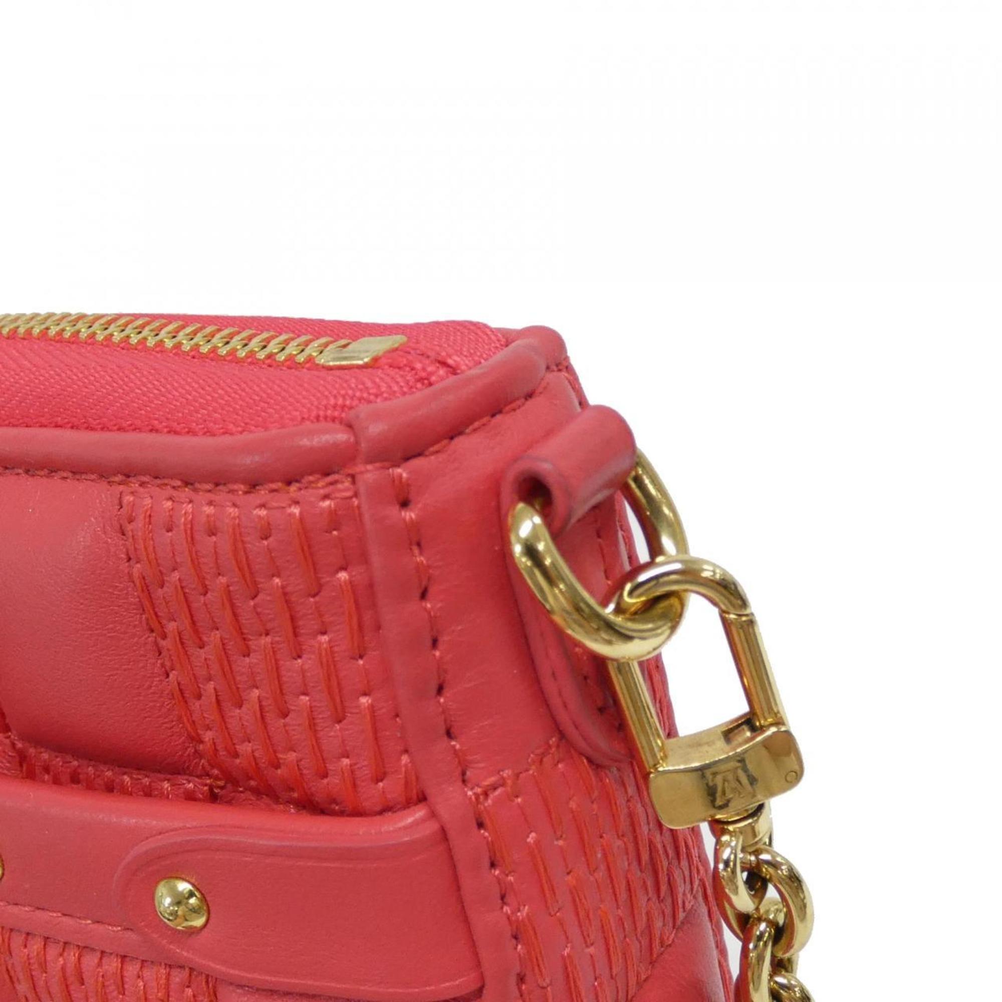 Louis Vuitton Rose Leather Pochette Shoulder Bag