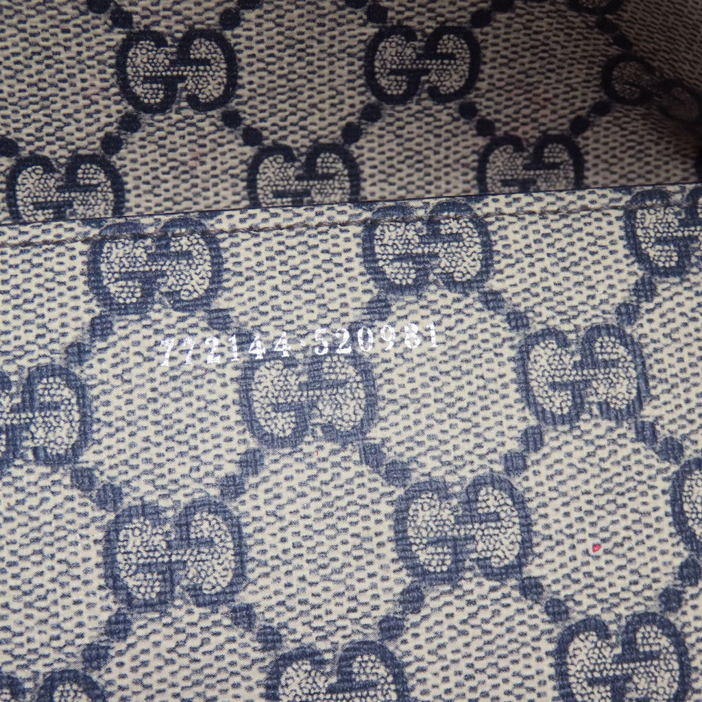 Gucci Navy White Canvas Handbag (Pre-Owned)