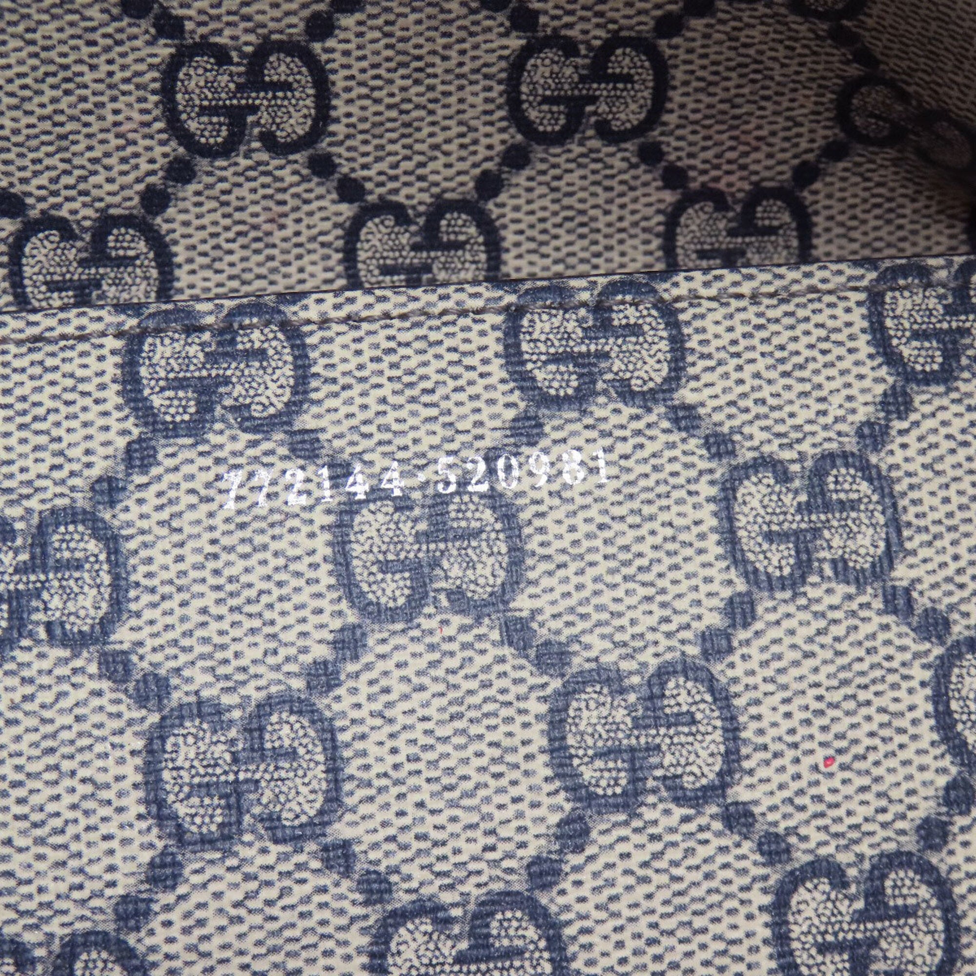 Gucci Navy White Canvas Handbag (Pre-Owned)