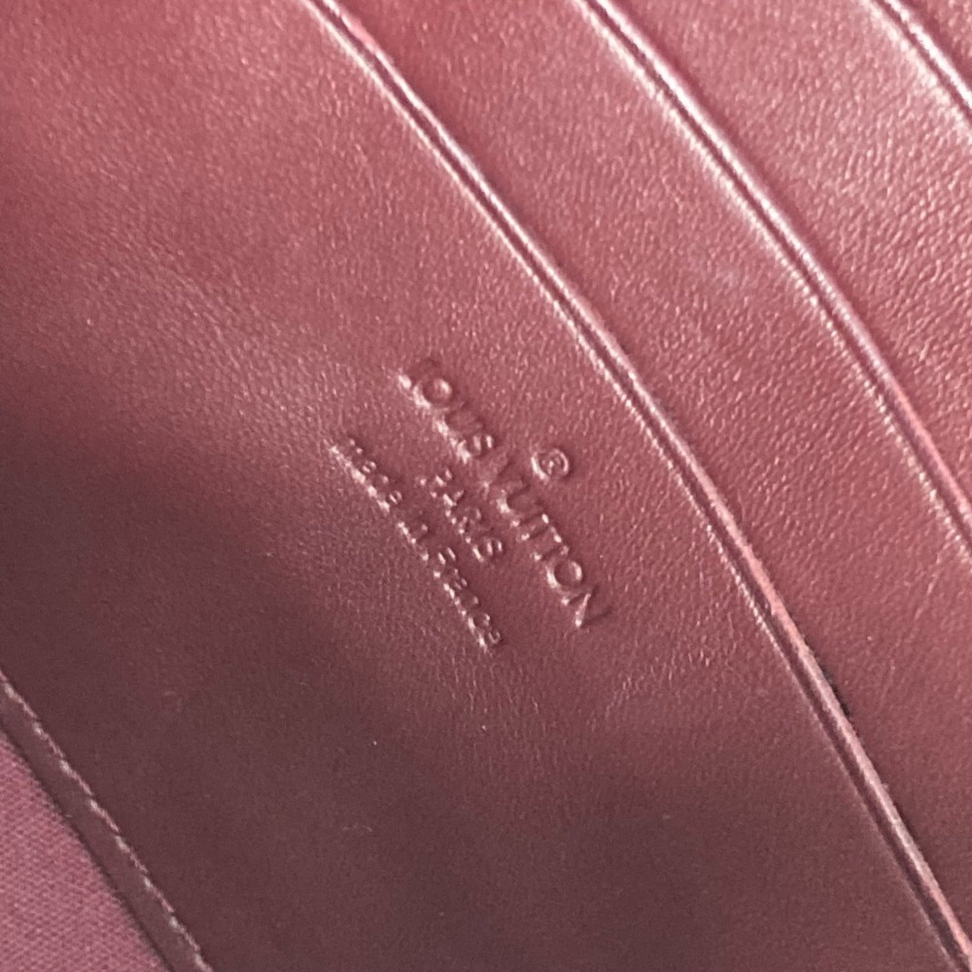 Louis Vuitton Monogram Vernis Purple Rouge Fauviste Monogram Vernis Clutch Bag Shoulder Bag