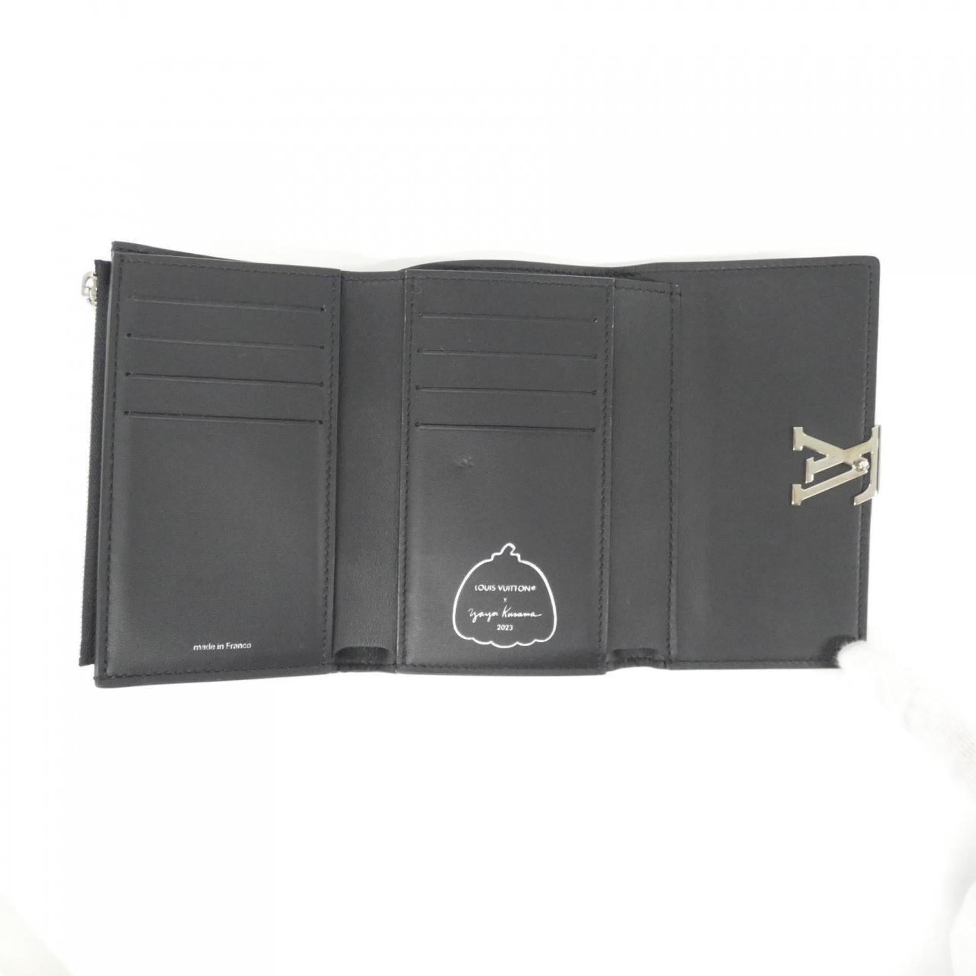 Louis Vuitton Black Leather Wallet (Tri-Fold)
