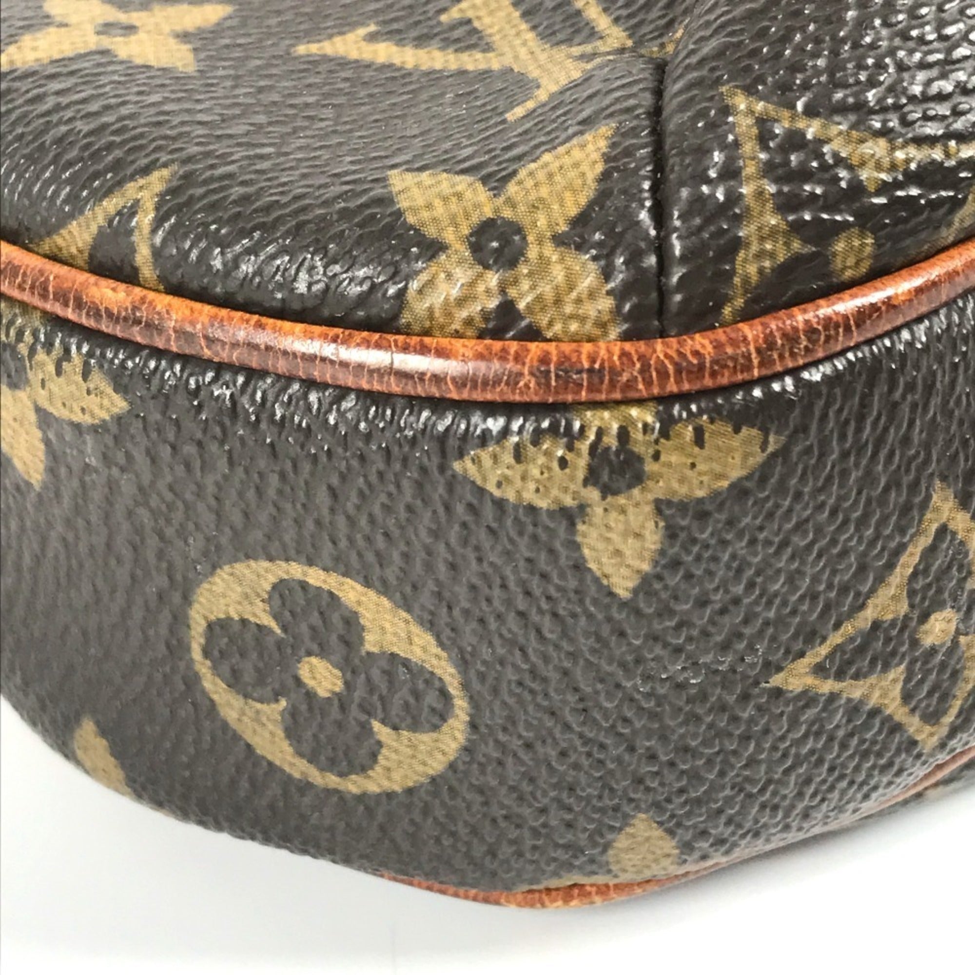 Louis Vuitton Brown Monogram Monogram Pochette Shoulder Bag