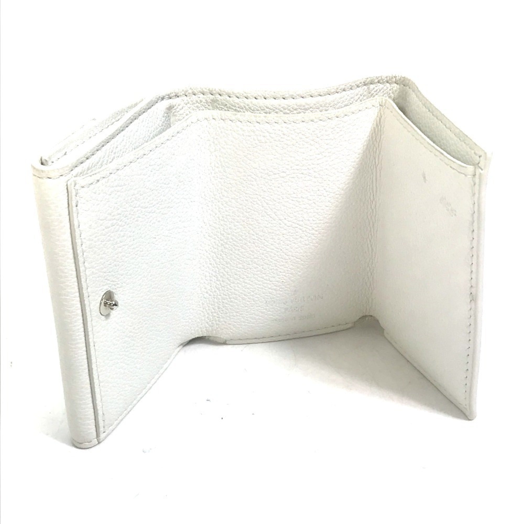 Louis Vuitton White Leather Wallet (Tri-Fold)
