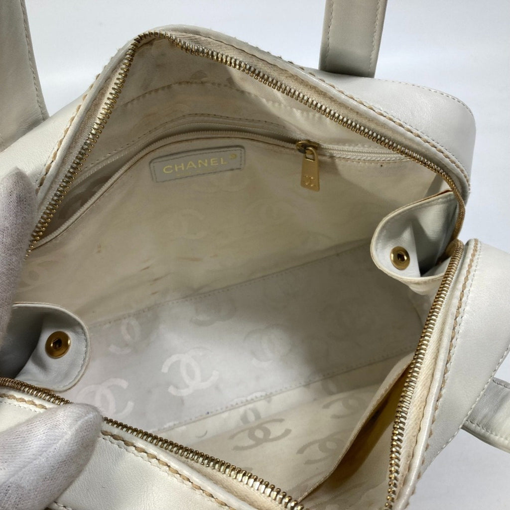 Chanel White Leather Handbag
