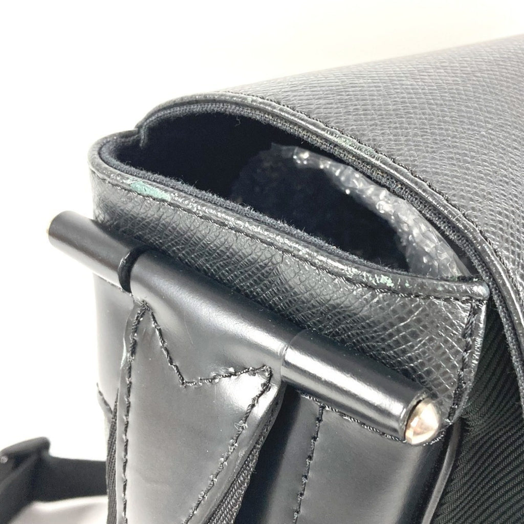 Louis Vuitton Ardoise Black Khaki Taiga Leather Nylon Leather Messenger Bag Shoulder Bag