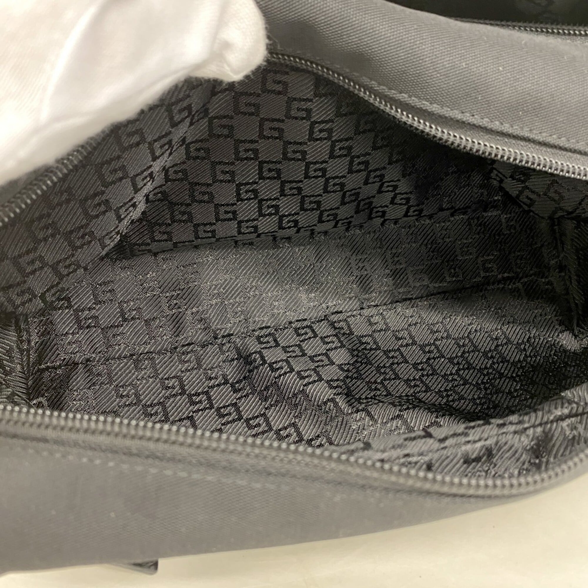 Gucci Black Nylon Pouch (Pre-Owned)
