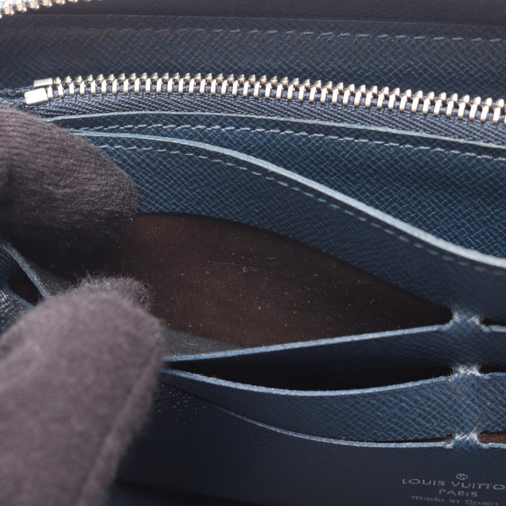 Louis Vuitton Navy Ocean Taiga Leather Long Wallet