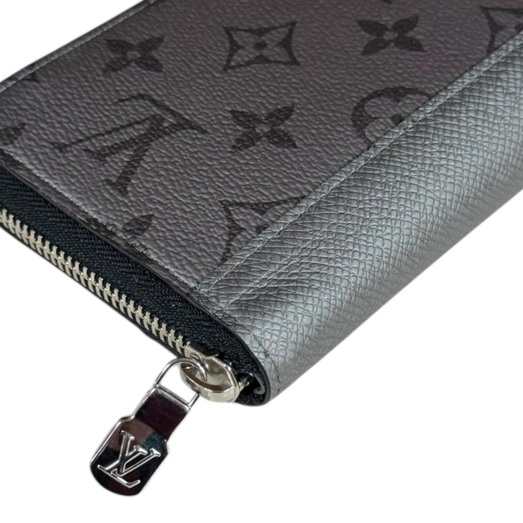 Louis Vuitton Silver Taiga Leather Leather Long Wallet