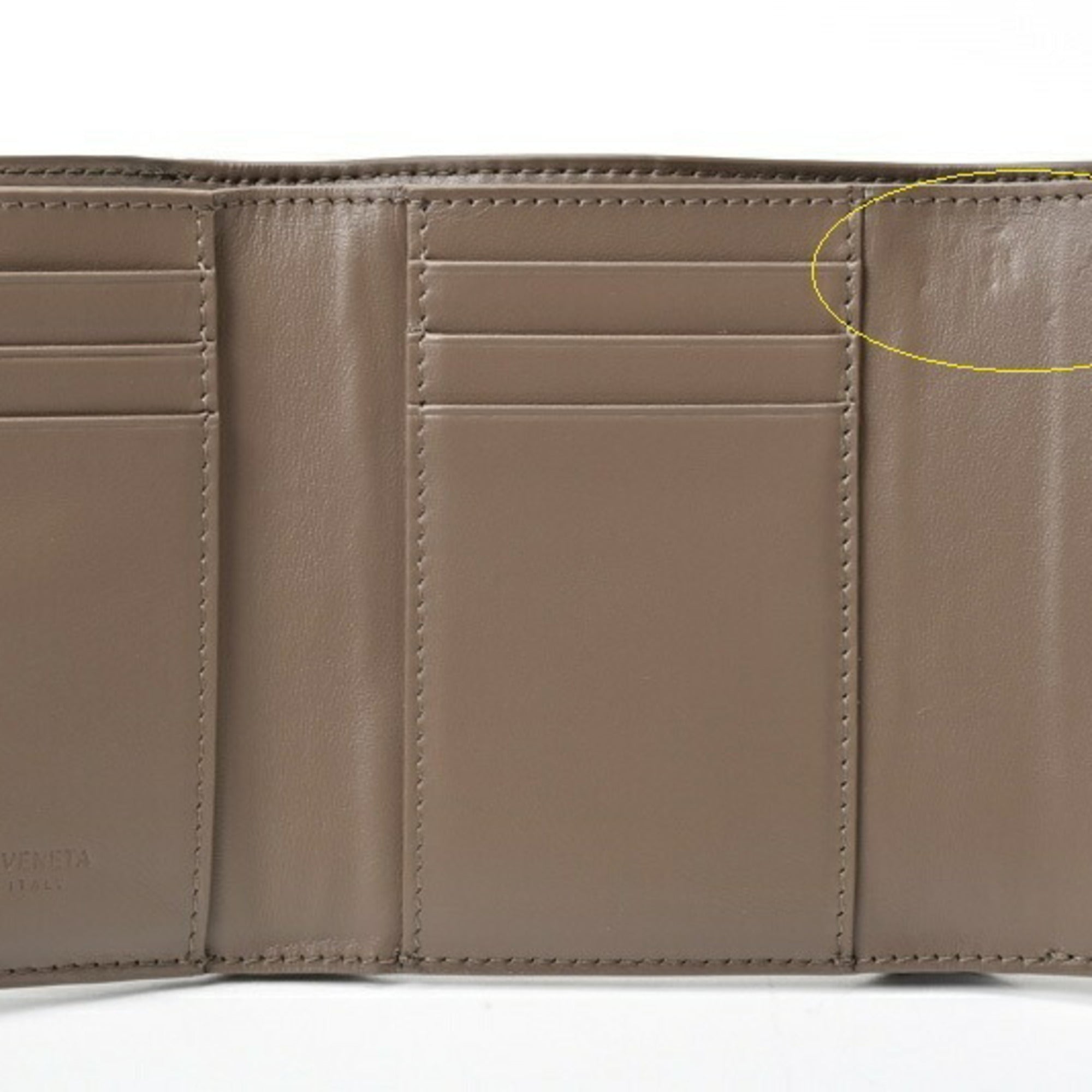 Bottega Veneta Leather Wallet (Tri-Fold)