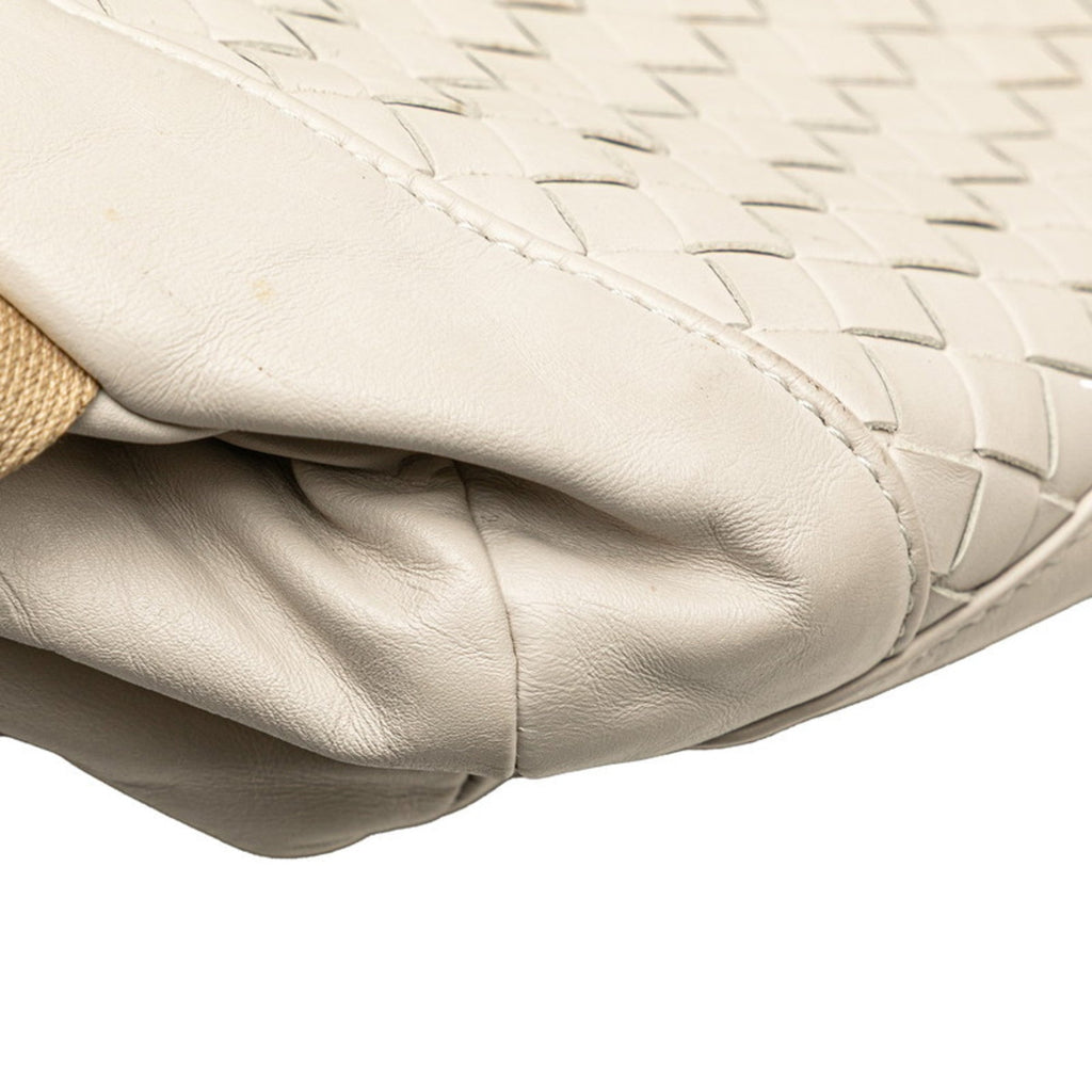 Bottega Veneta Beige White Leather Fanny Pack