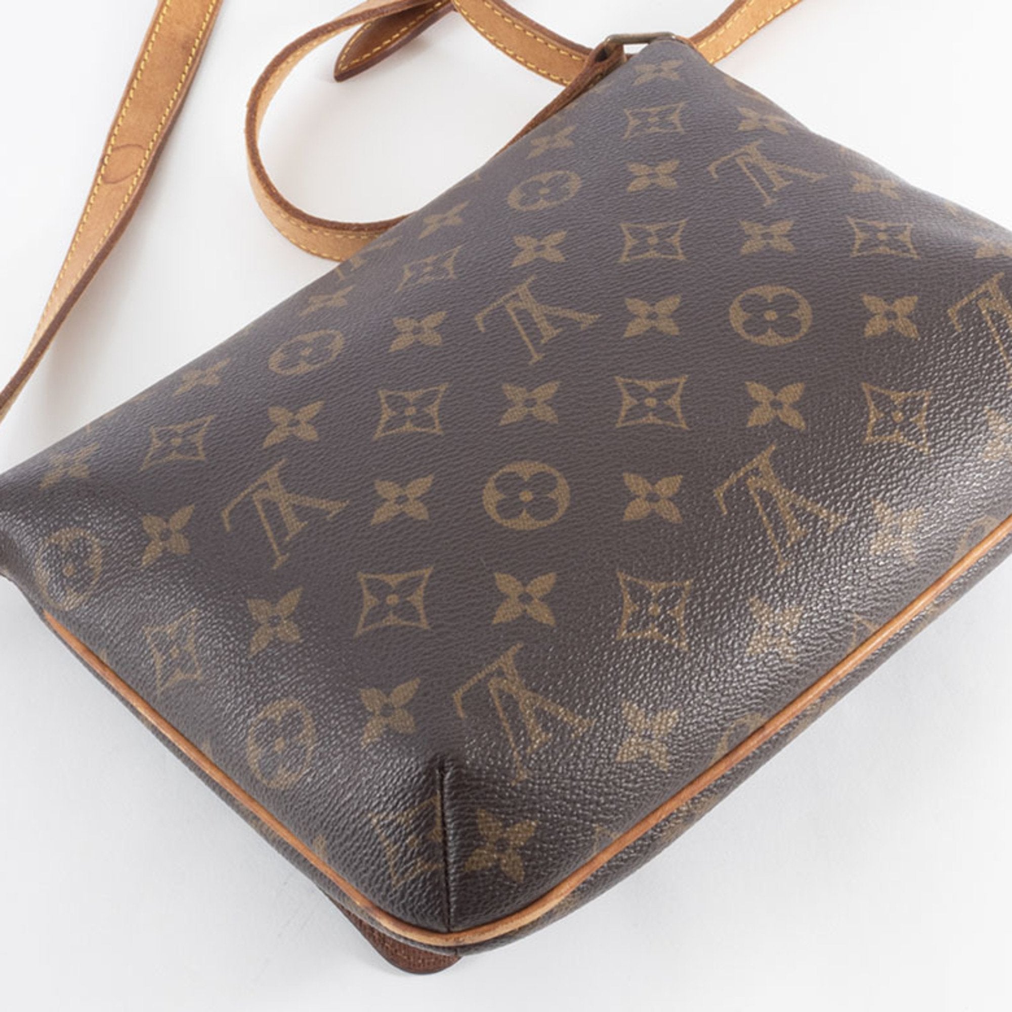 Louis Vuitton Brown Monogram Monogram Canvas Shoulder Bag
