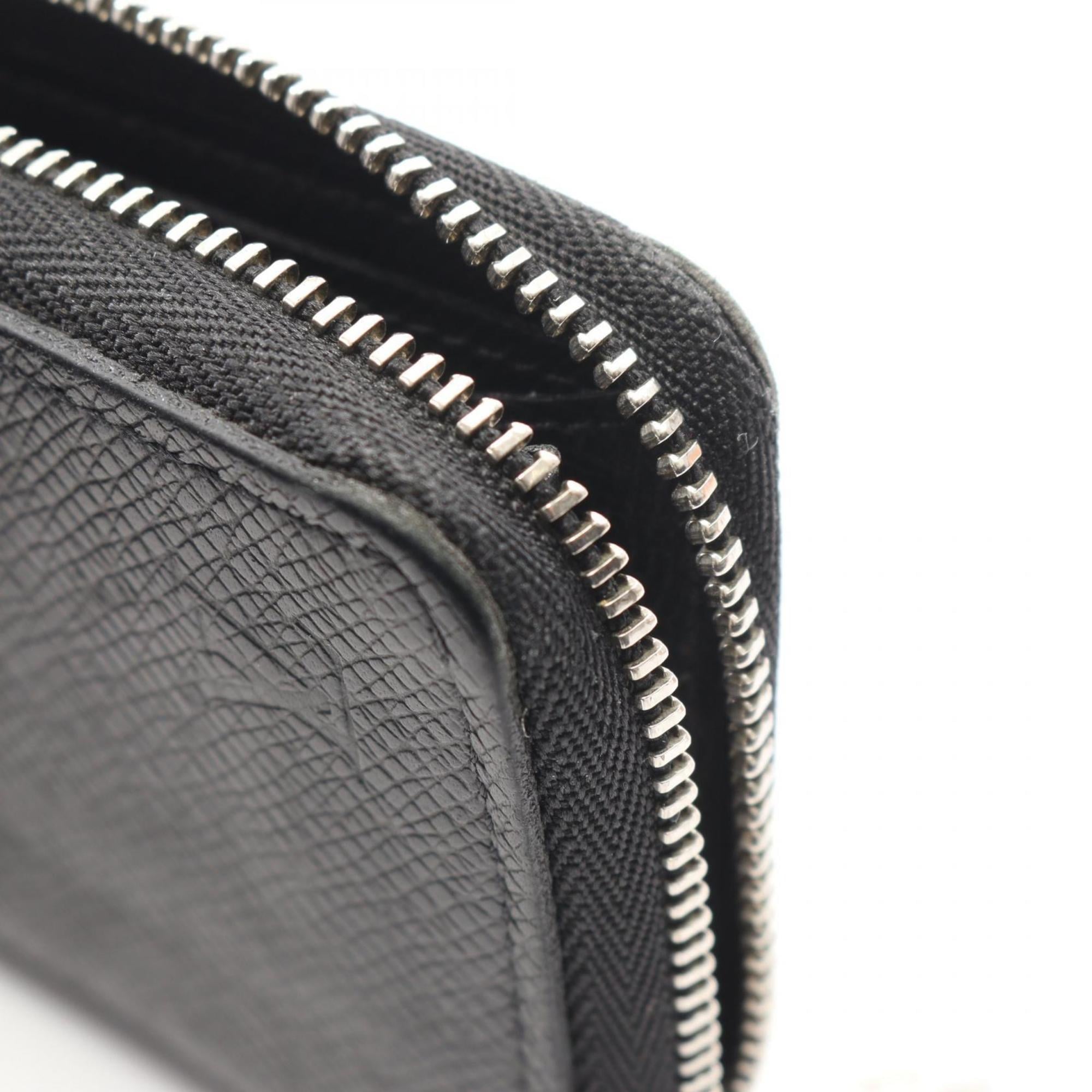 Louis Vuitton Black Taiga Leather Coin Purse/Coin Case