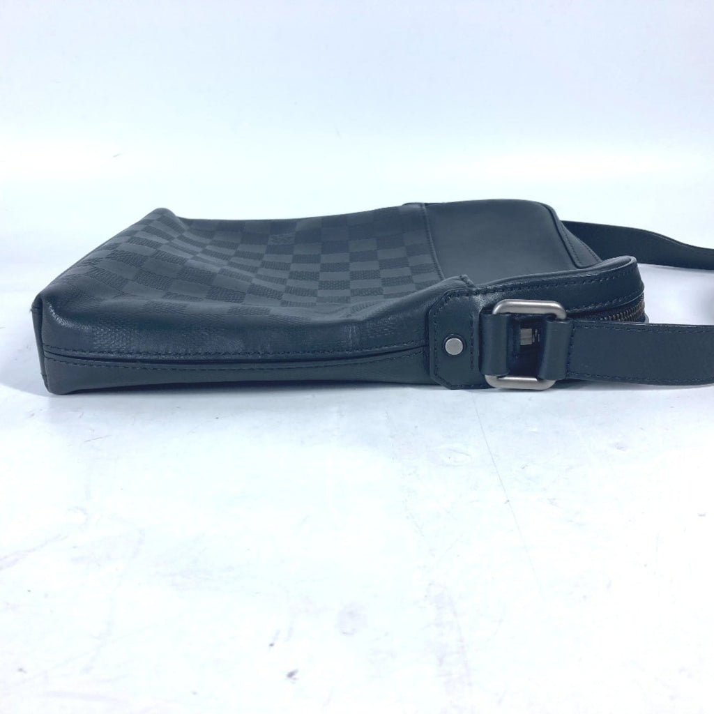 Louis Vuitton Black Galle Onyx Damier Infini Pochette Shoulder Bag