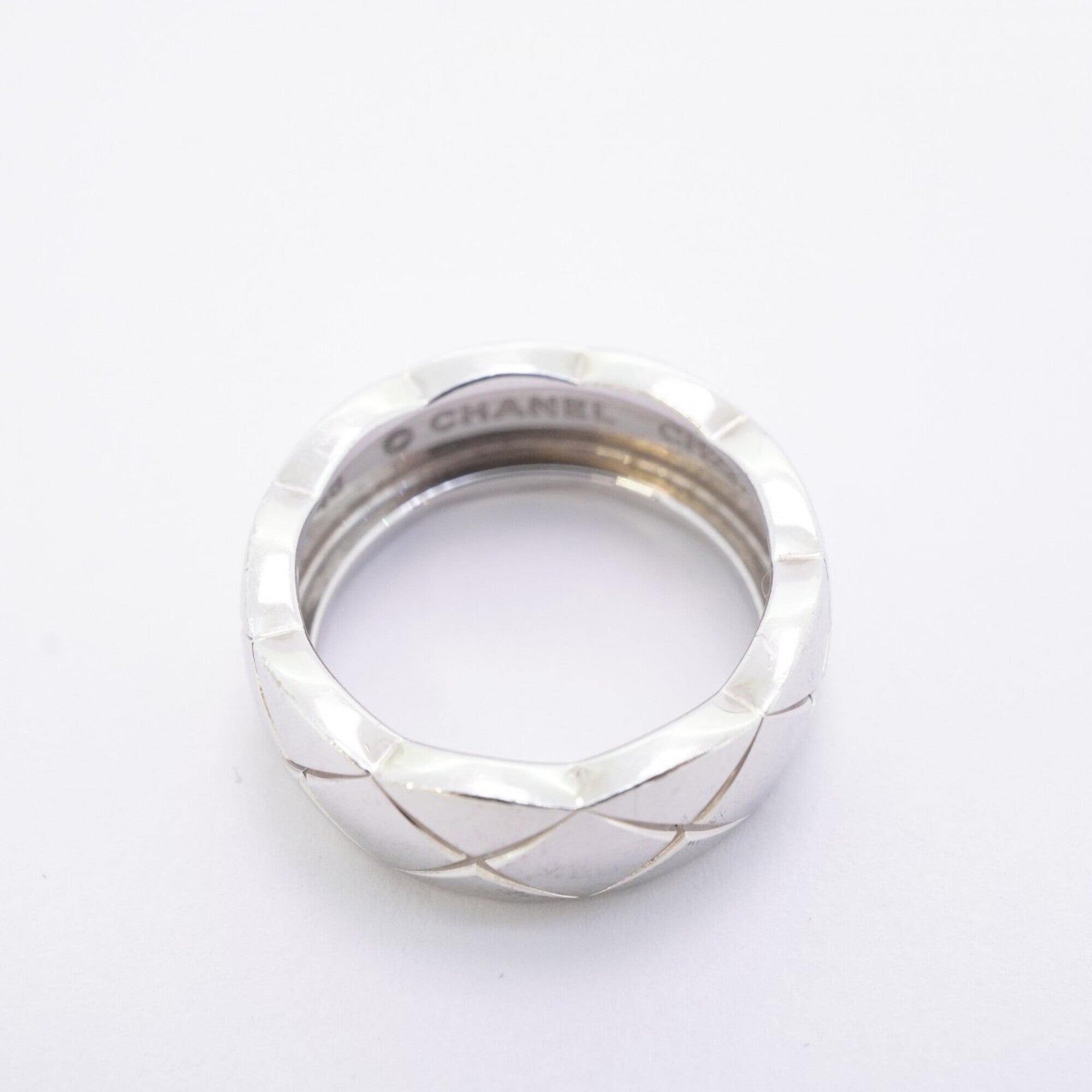 Chanel White Gold (18K) Band Ring
