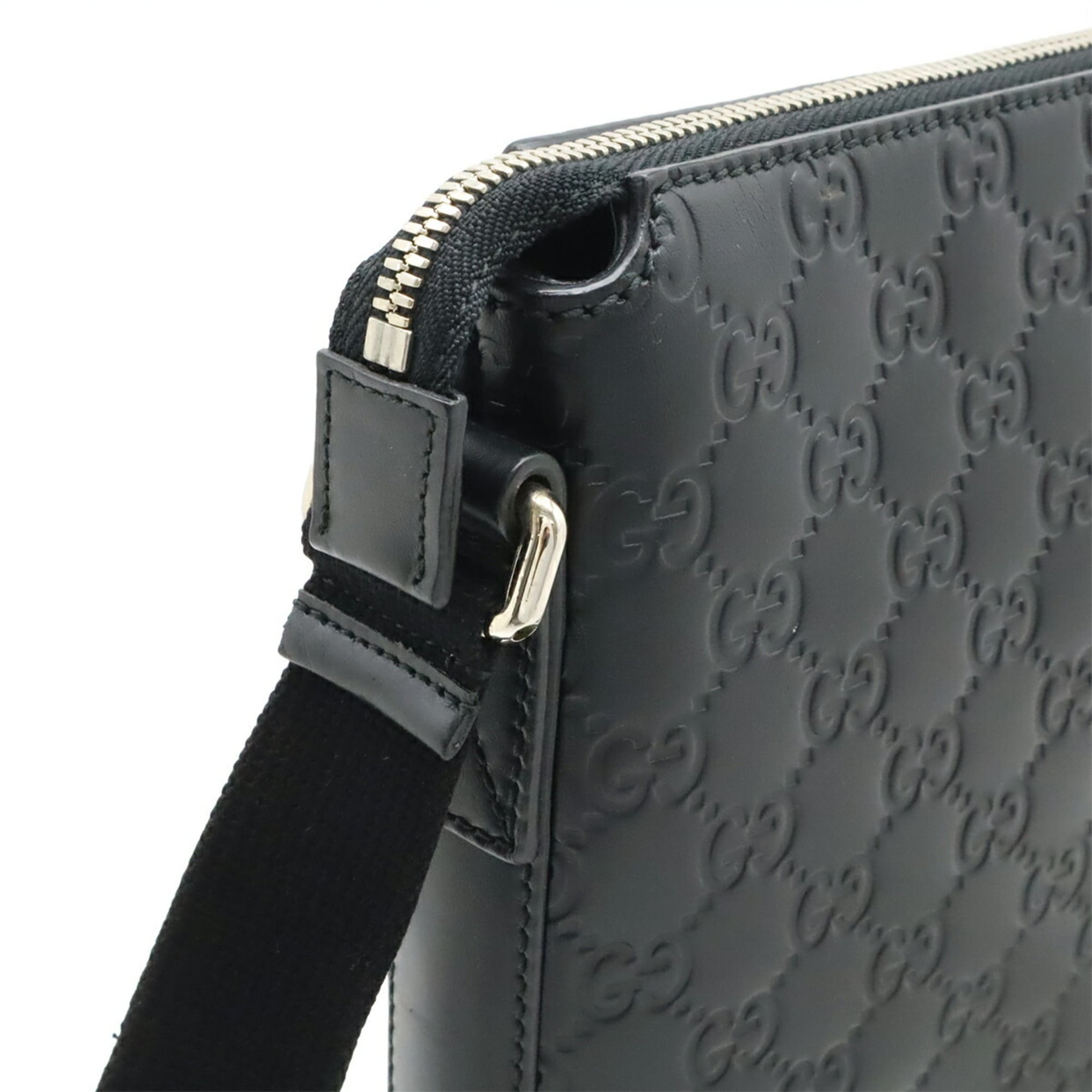 Gucci Black Leather Shoulder Bag (Pre-Owned)